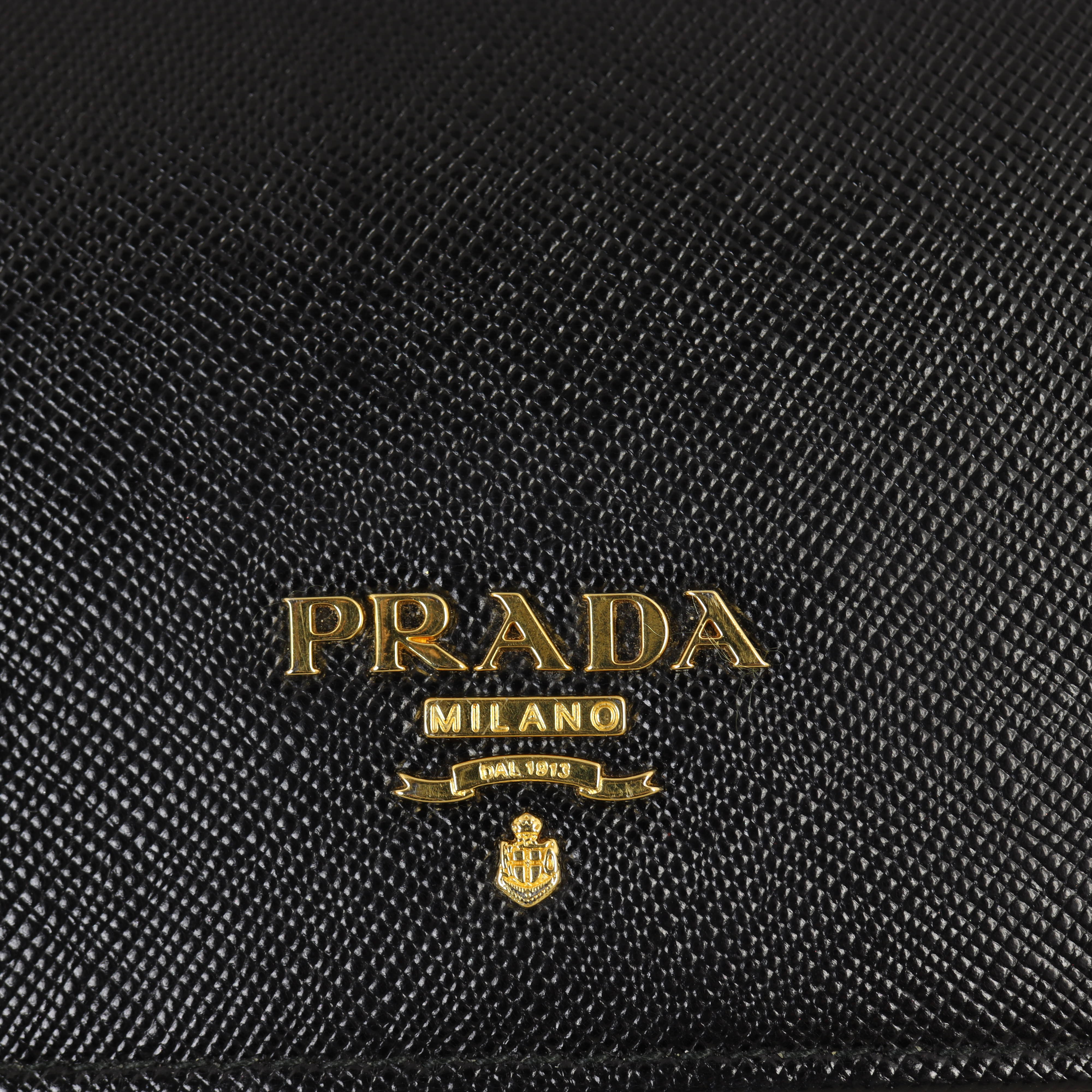 Prada Saffiano Wallet on Chain