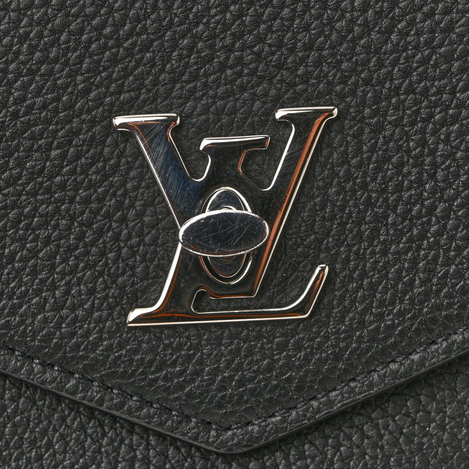 Soft Calfskin My Lockme Chain Pochette Black