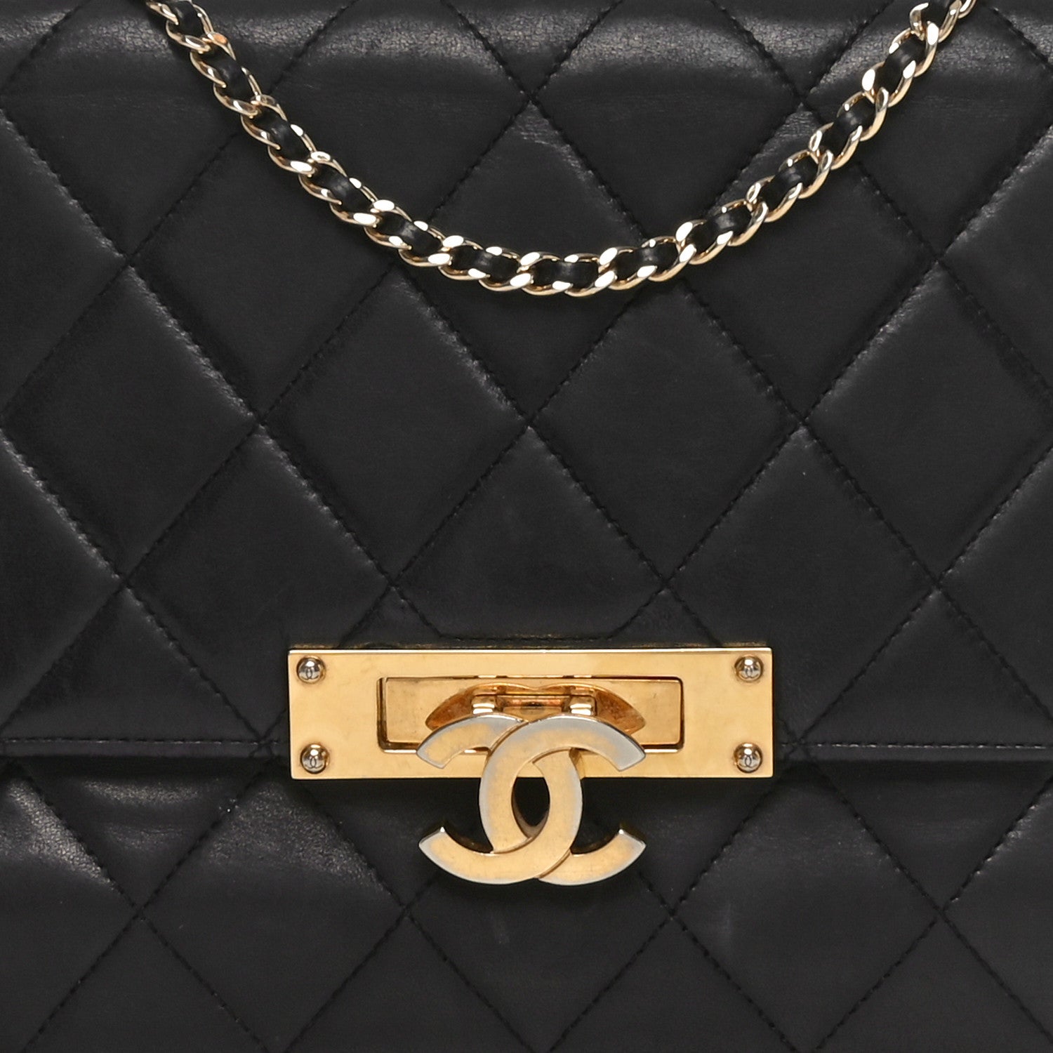 Lambskin Quilted Medium Golden Class Flap Black