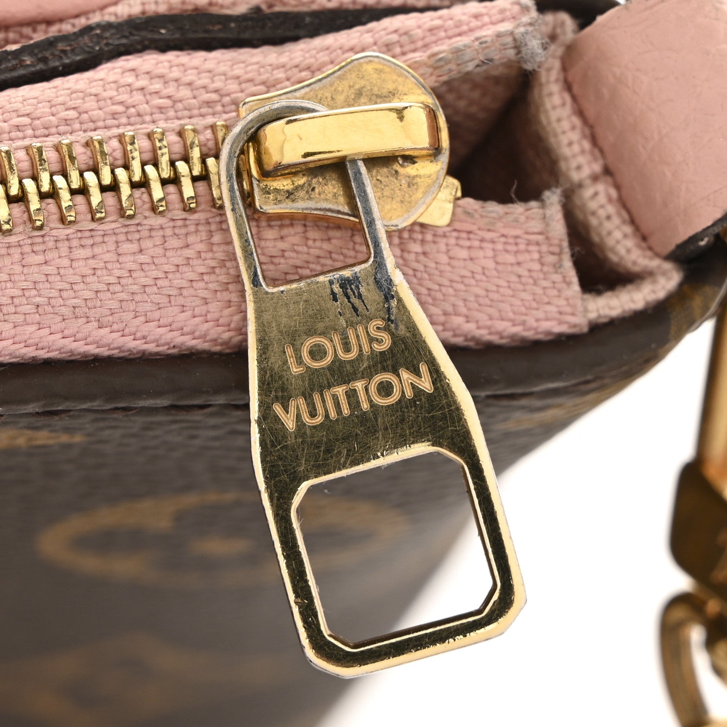Monogram Pallas Clutch Rose Poudre