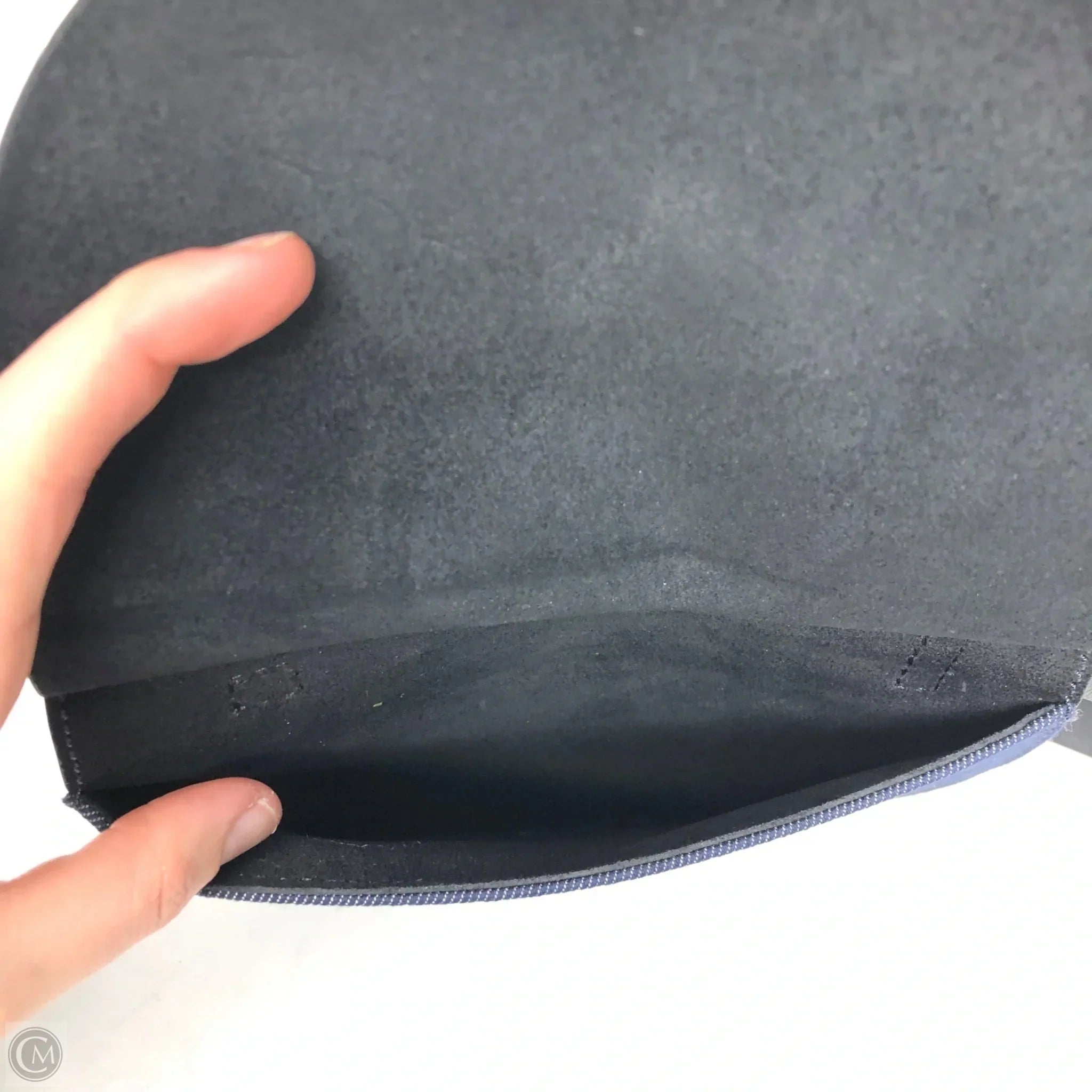 Belt Bag By Theory, Size: Small