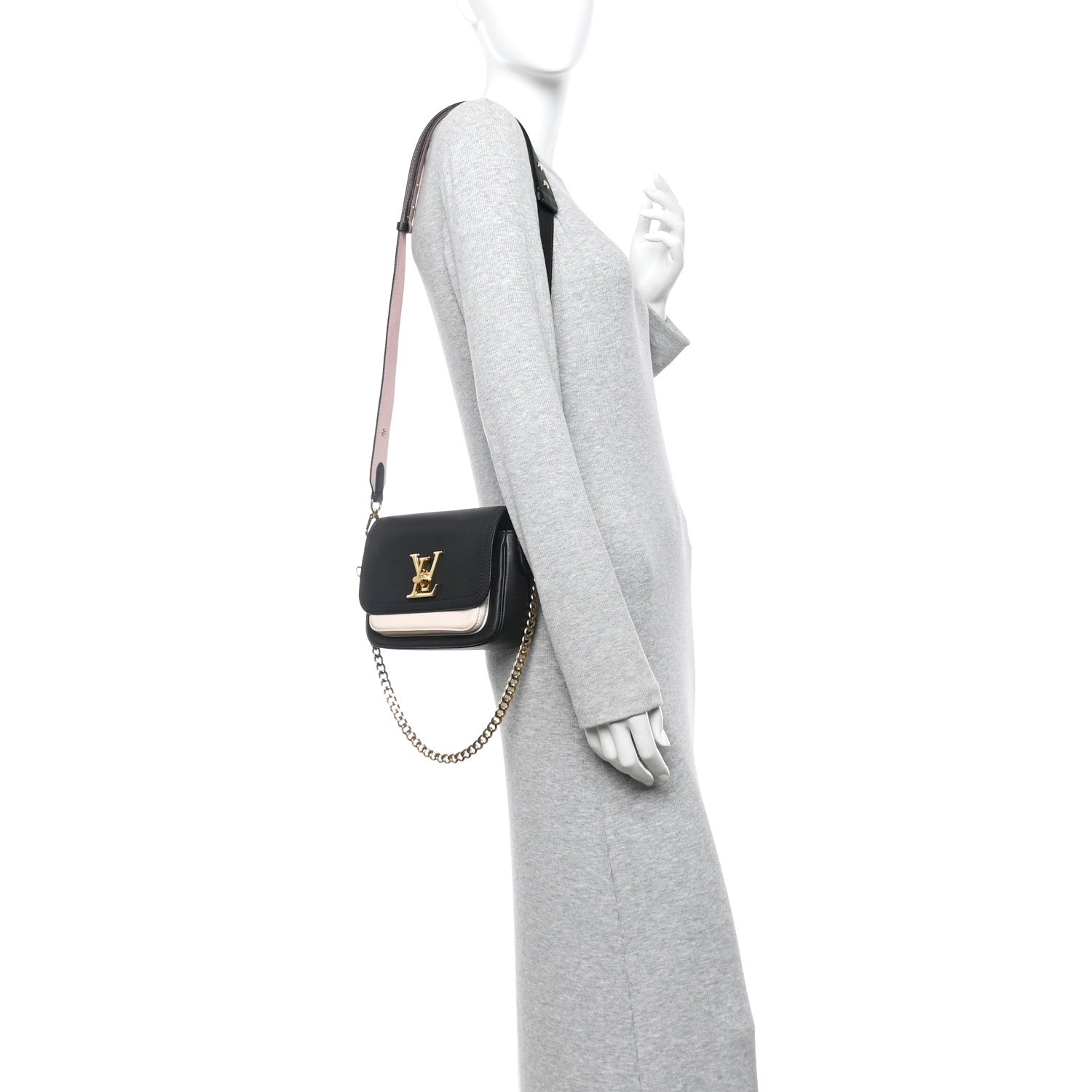 Grained Calfskin Lockme Tender Black