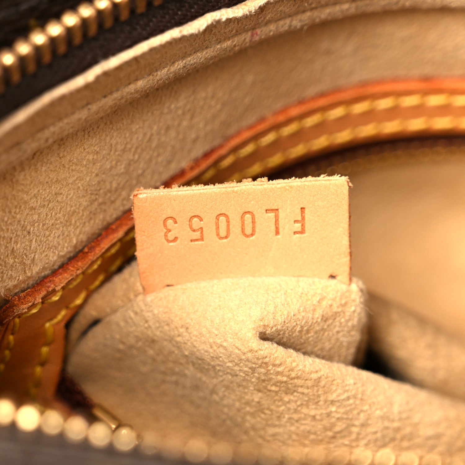 Monogram Looping MM