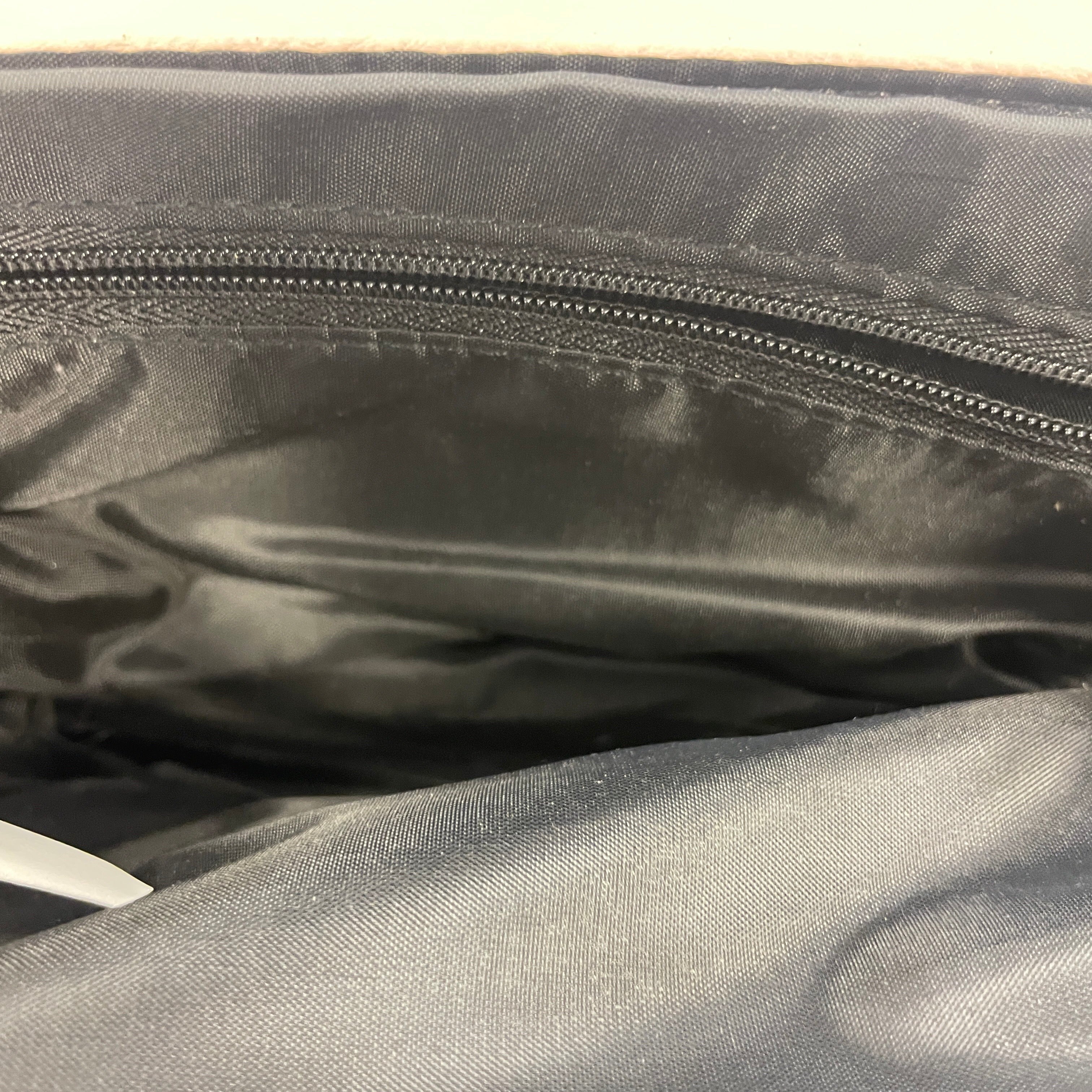 Crossbody By Clothes Mentor, Size: Small