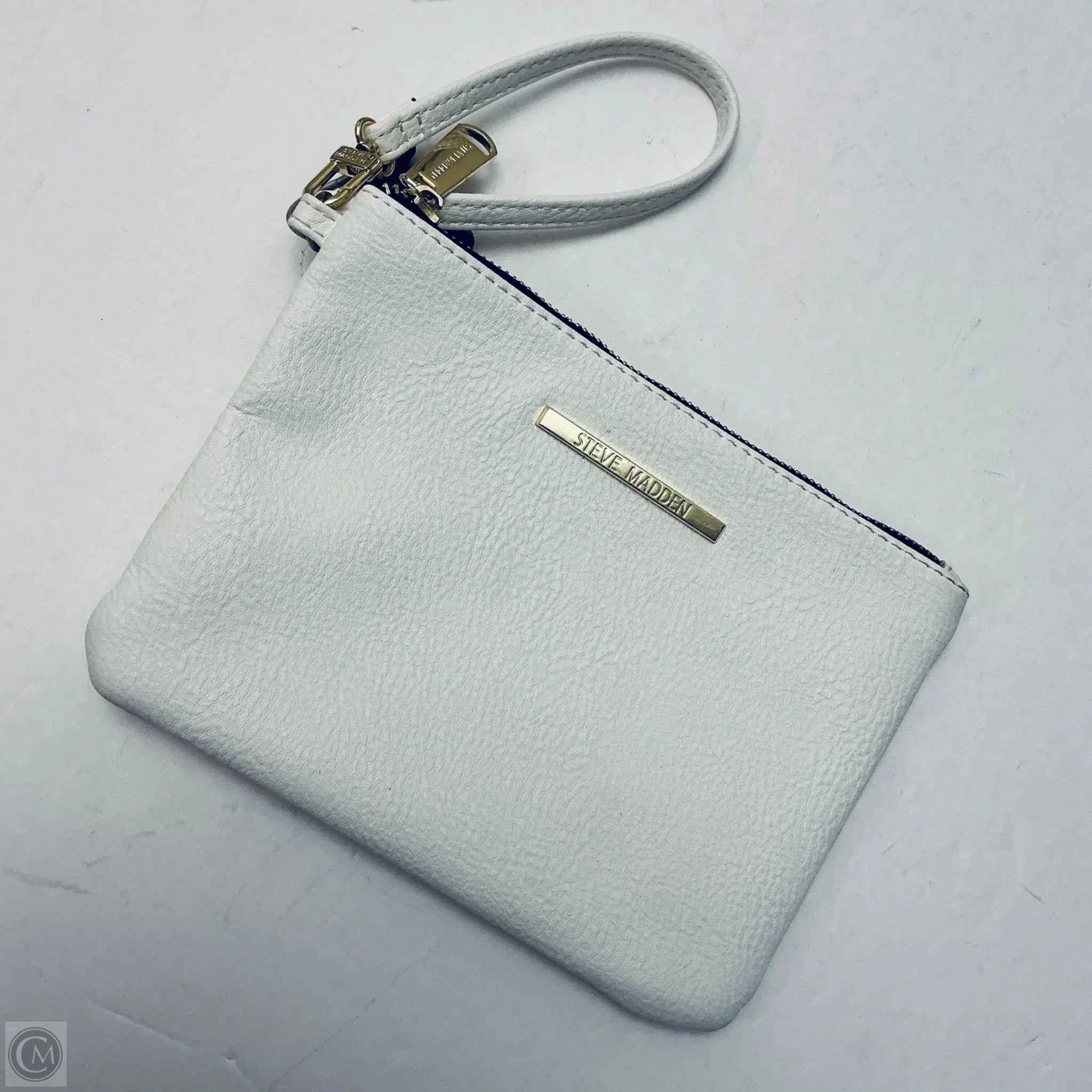 Wristlet By Steve Madden, Size: Medium