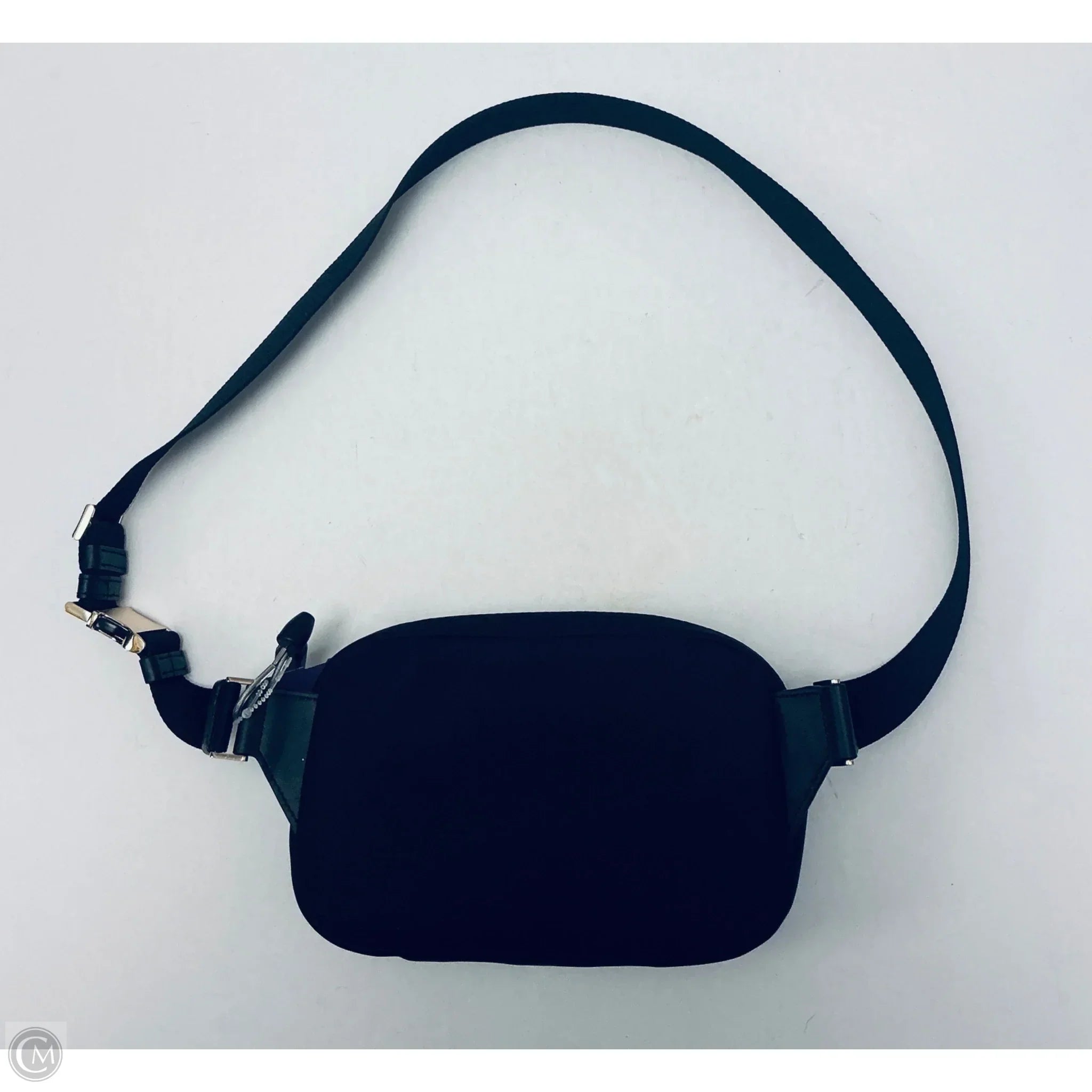 Belt Bag Designer By Kate Spade, Size: Medium