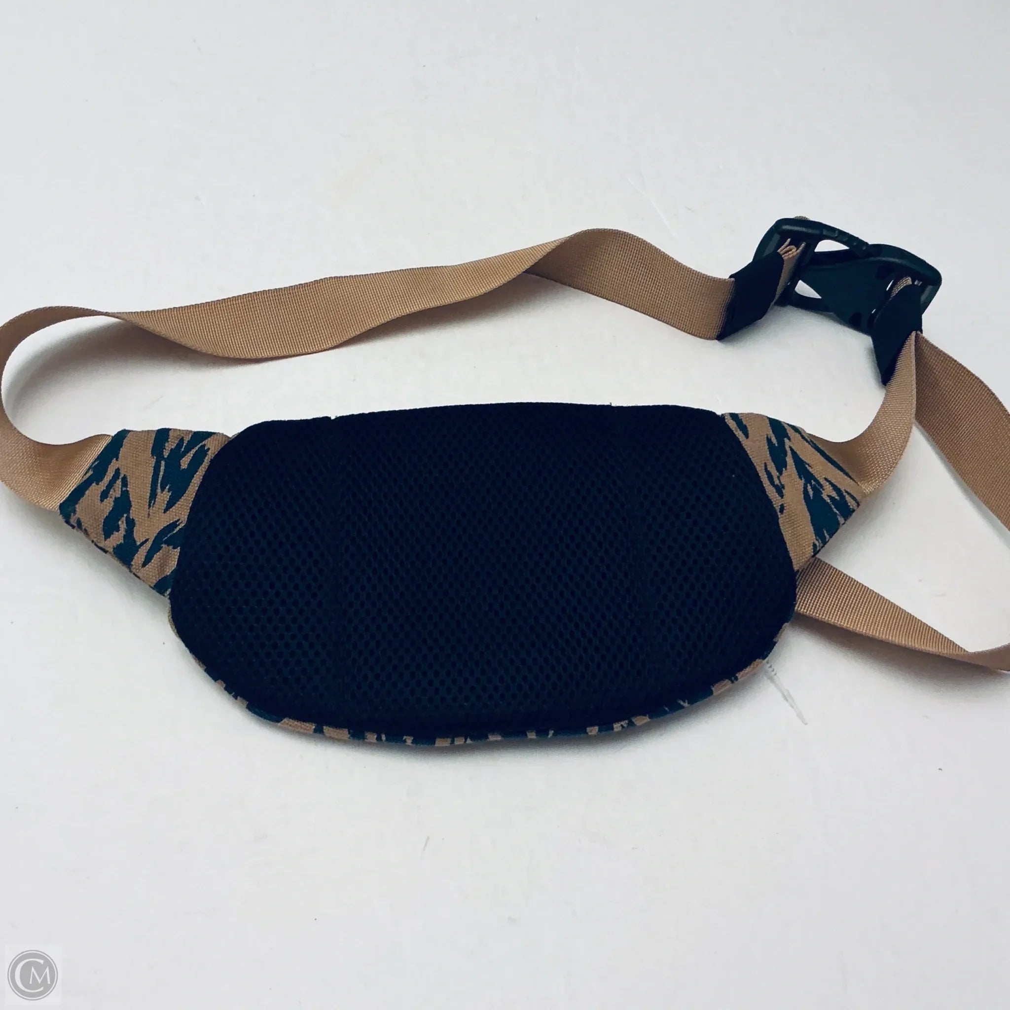 Belt Bag By Kavu, Size: Small