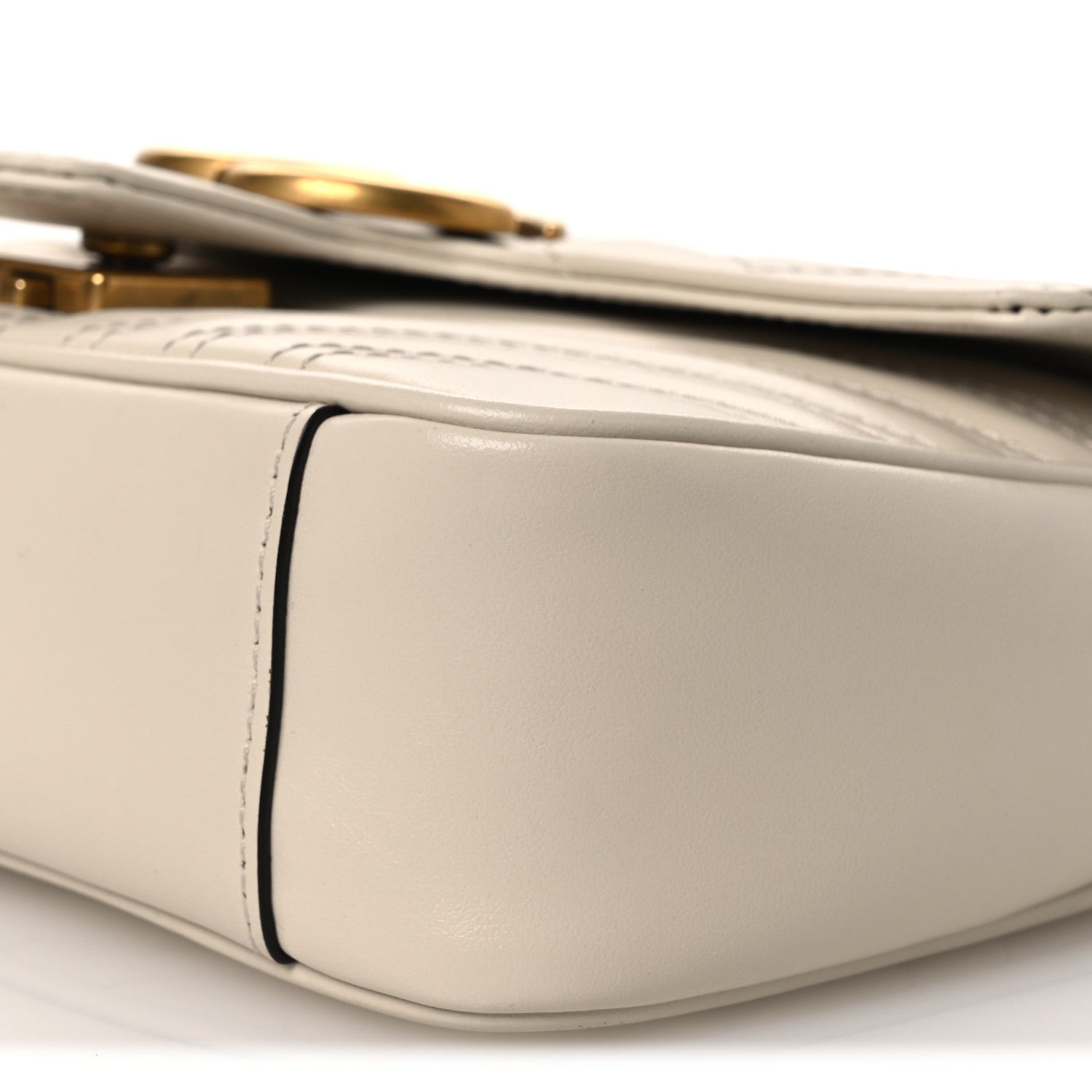 Calfskin Matelasse Mini GG Marmont Shoulder Bag White