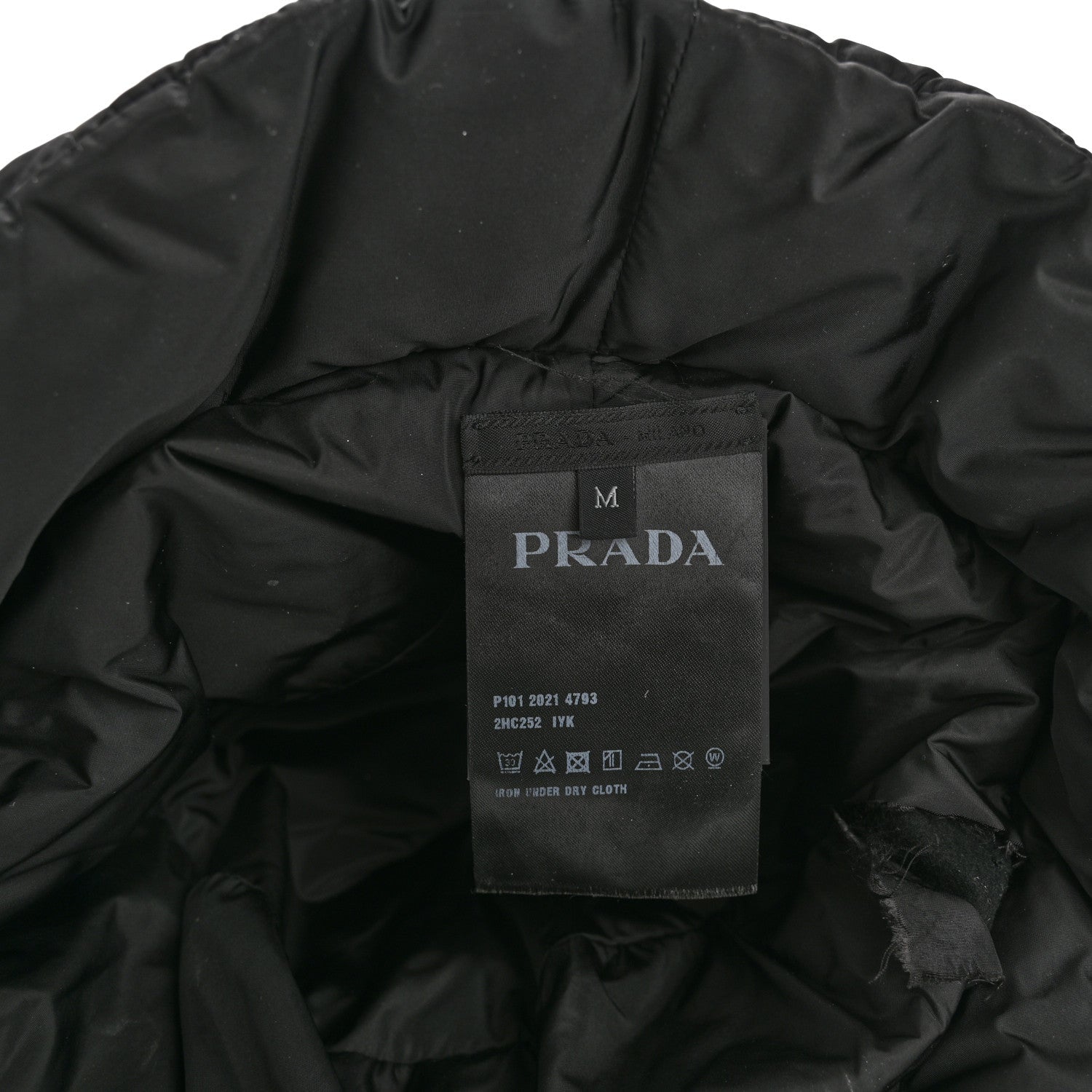 Nylon Triangle Quilted Padded Bucket Hat M Black
