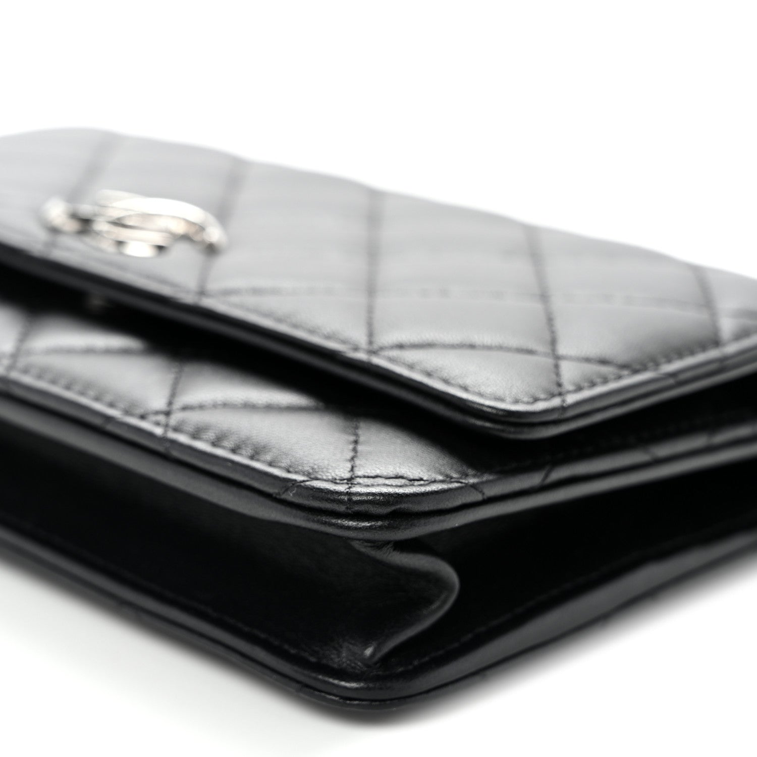 Lambskin Quilted Enamel CC Wallet on Chain WOC Black