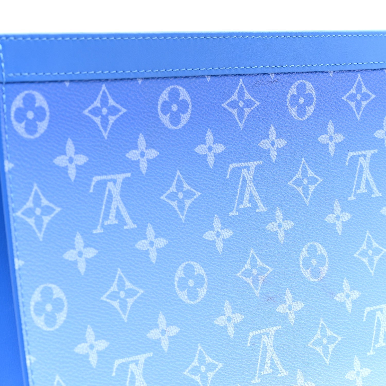 Monogram Clouds Pochette Voyage MM A4 Blue