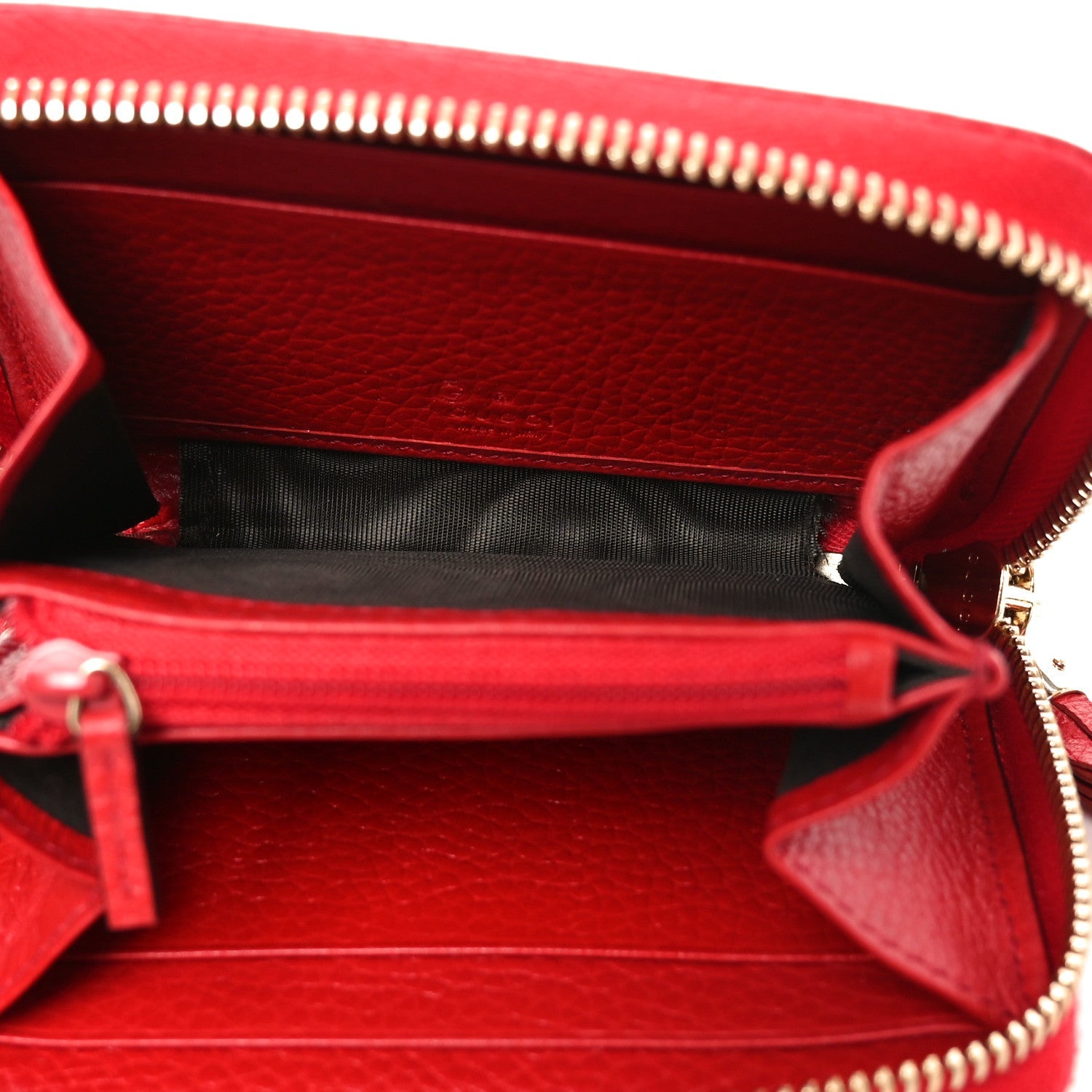 Pebbled Calfskin Small Soho Zip Around Wallet Red