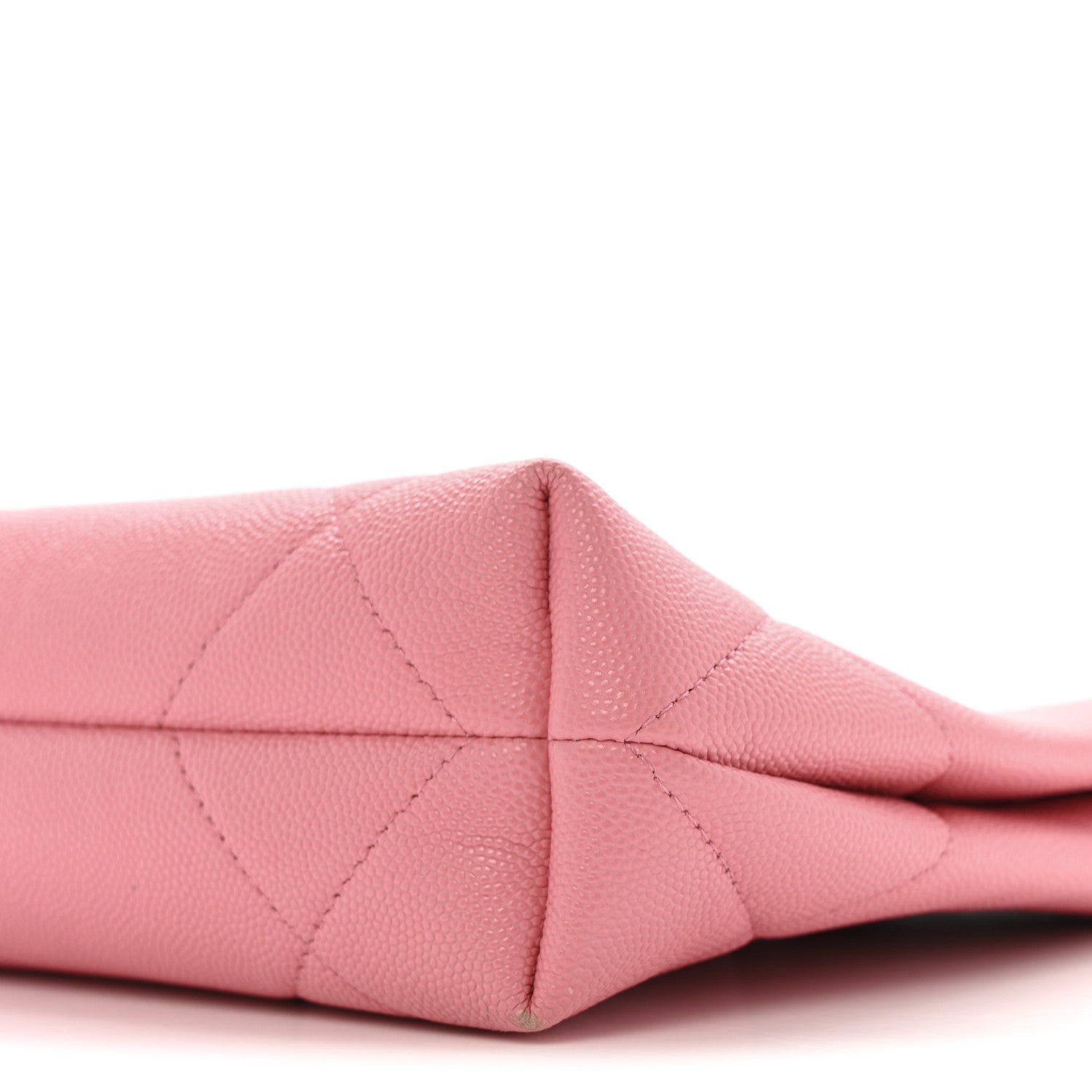 Caviar Quilted A Real Catch Clutch Pink