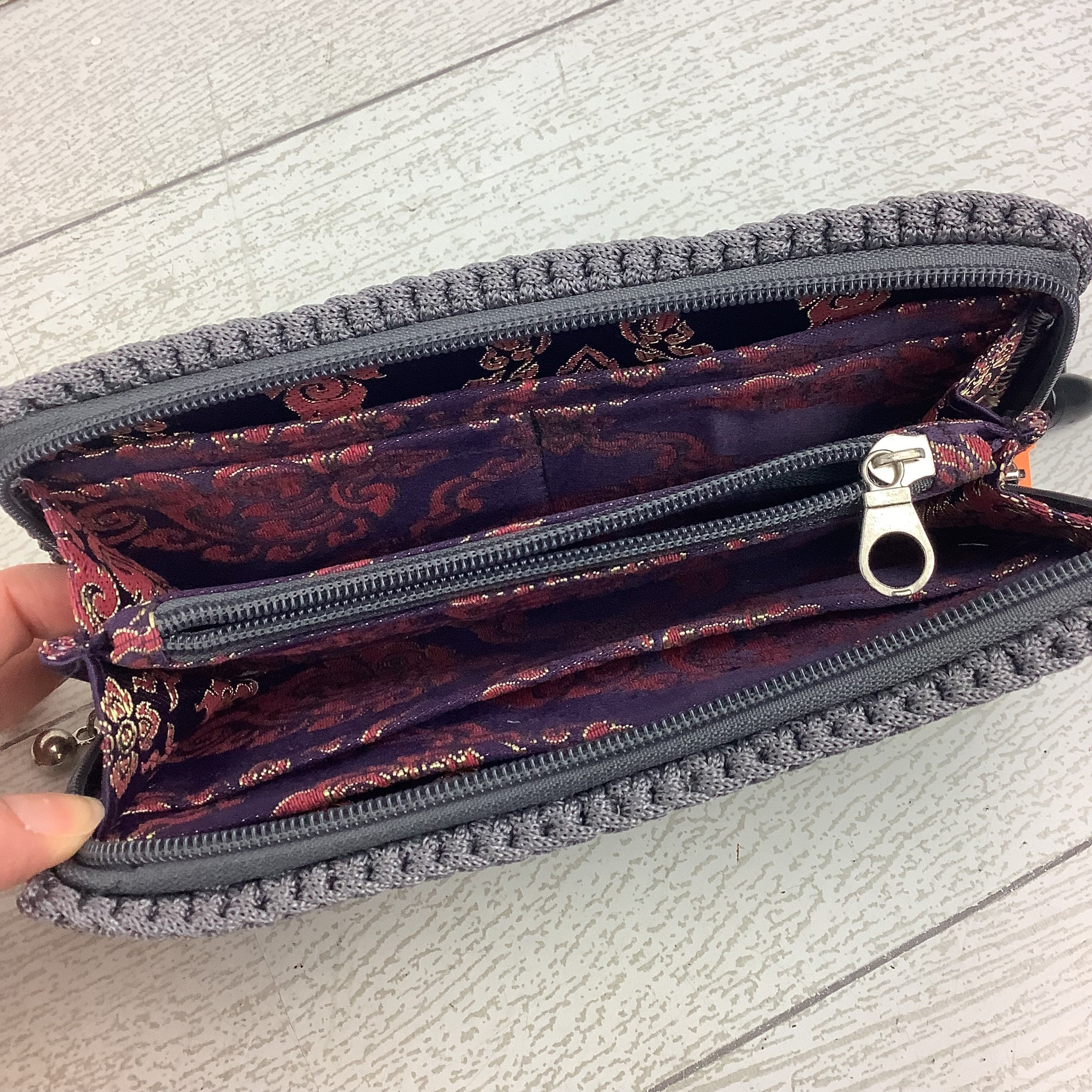 Wallet By Cmc, Size: Large