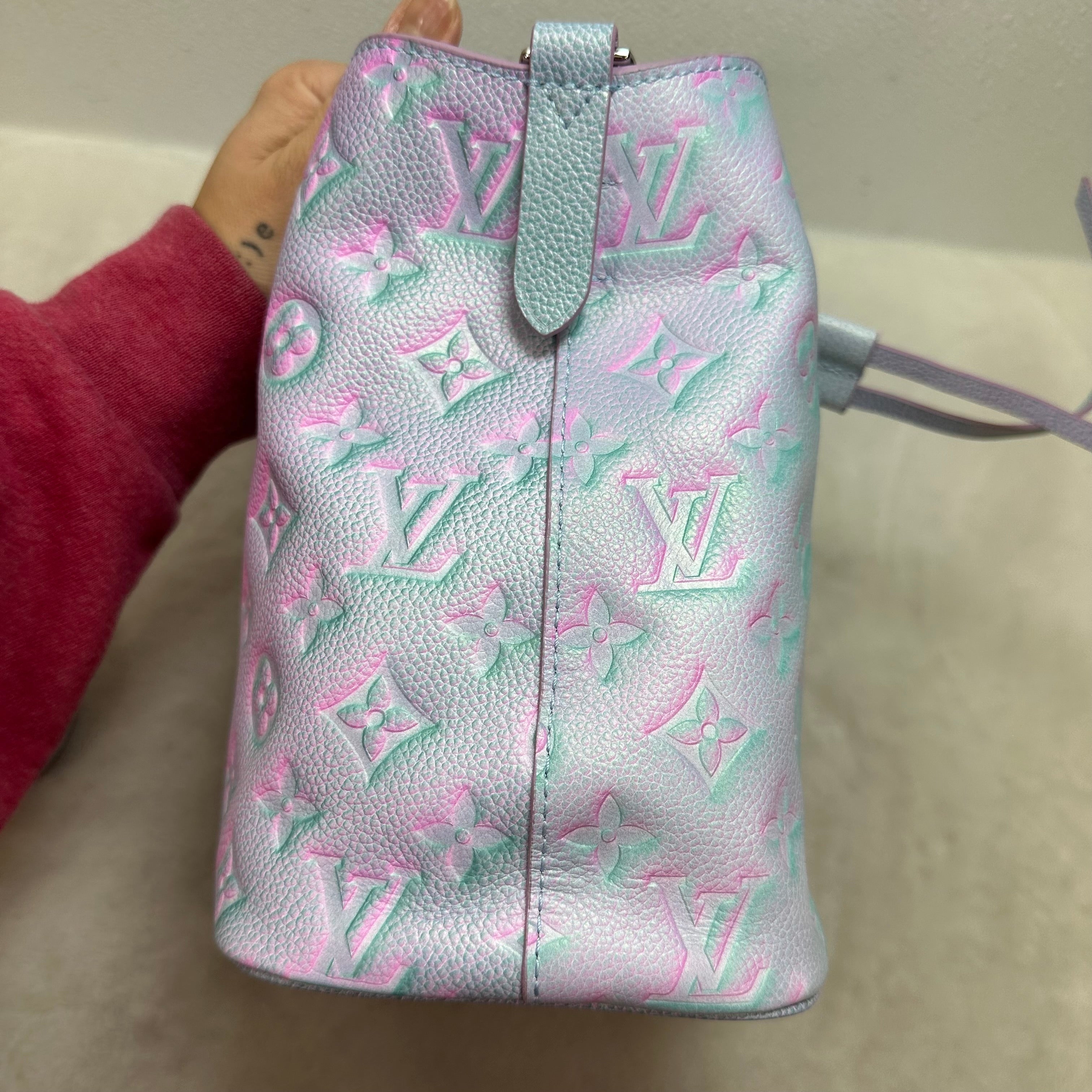 Limited edition NéoNoé BB bucket bag in Lilas Monogram Empreinte Summer Stardust leather Luxury Designer By Louis Vuitton, Size: Small