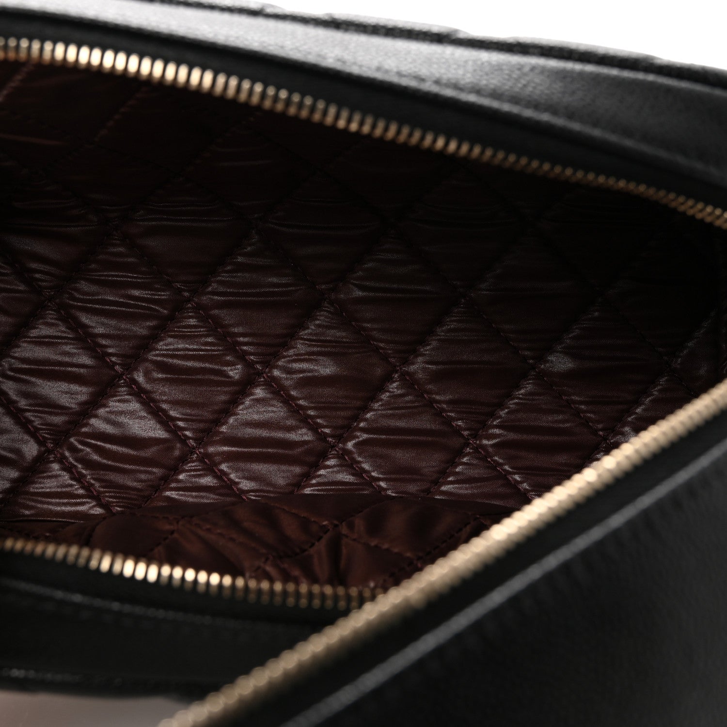Caviar Quilted Toiletry Case With Chain Black