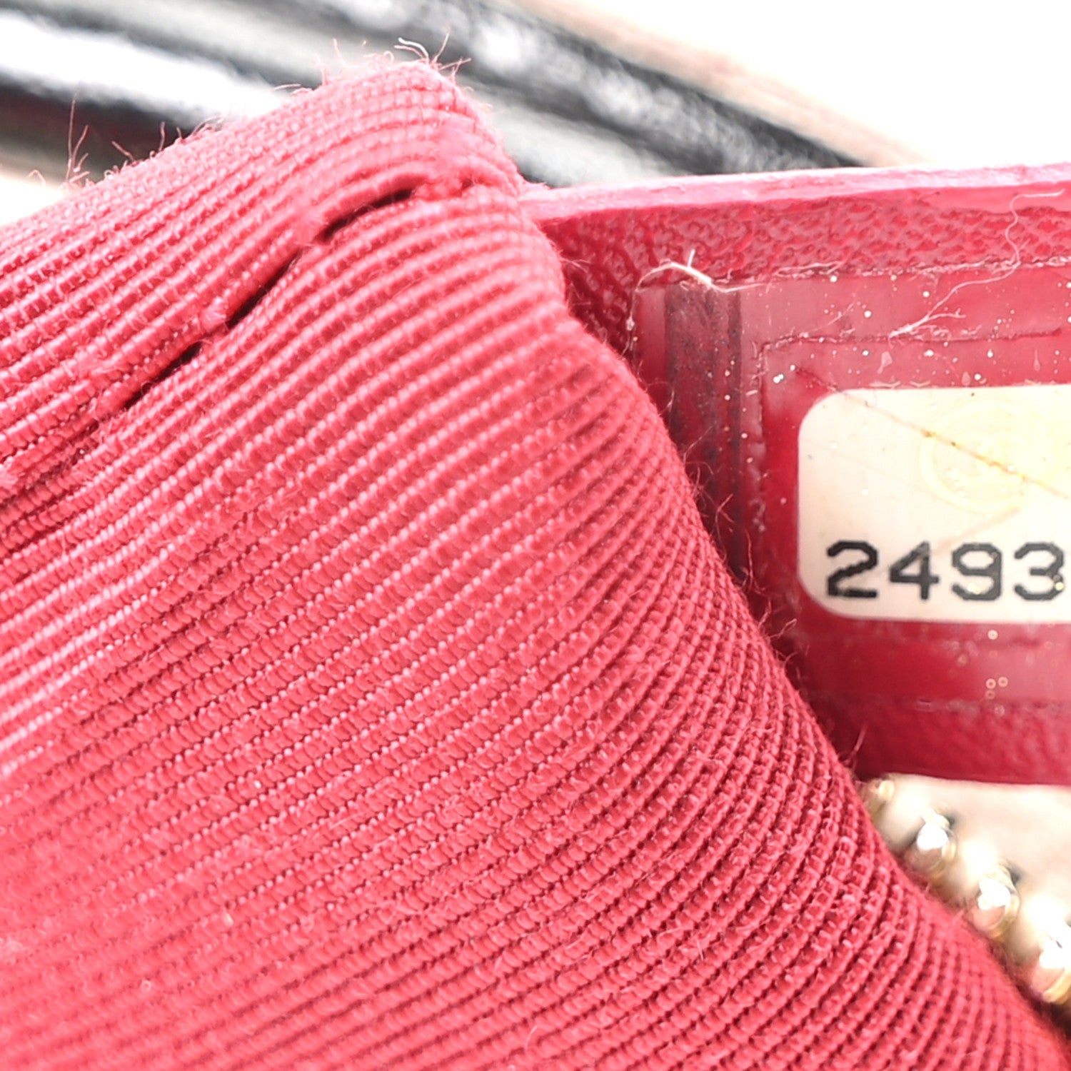Aged Calfskin Quilted Large Gabrielle Hobo White Black