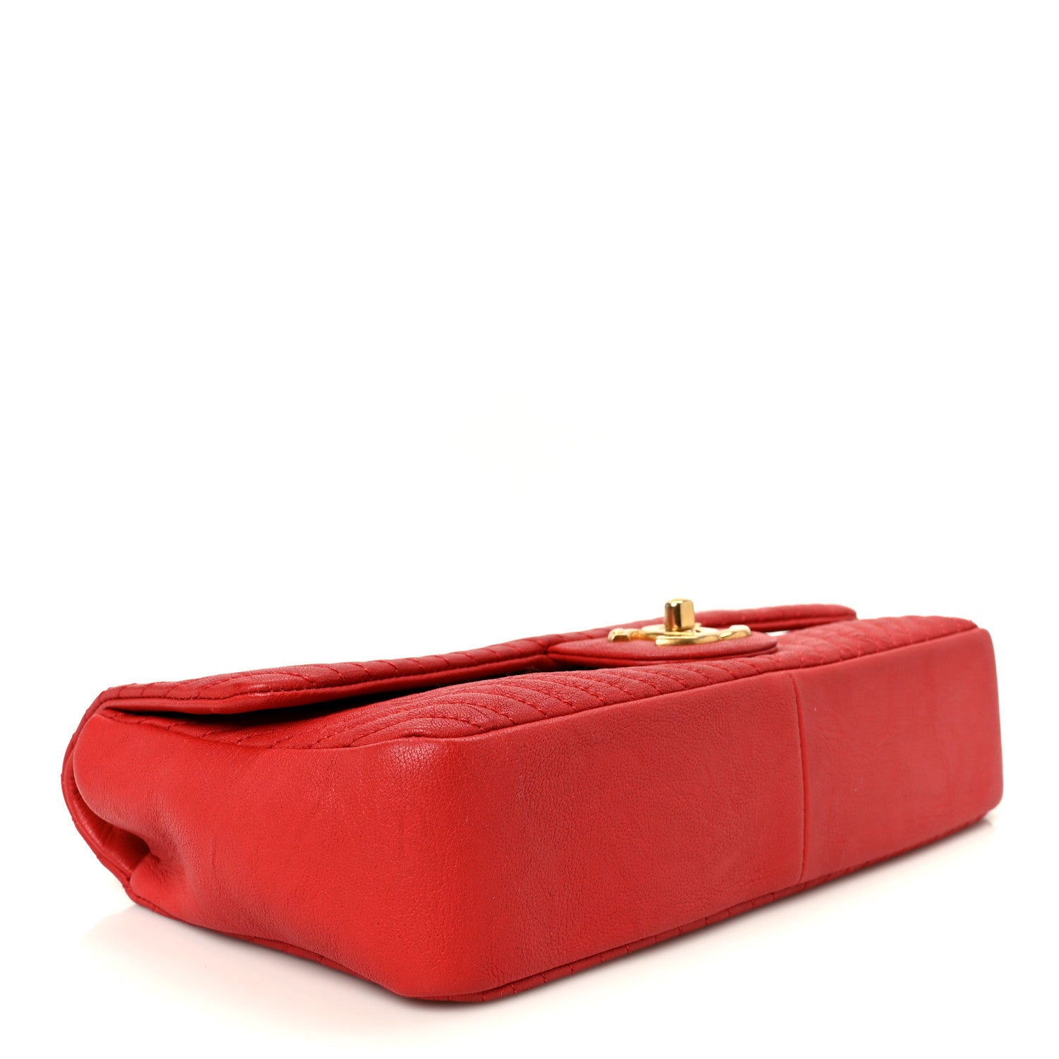 Wrinkled Lambskin Chevron Quilted Medium Flap Red