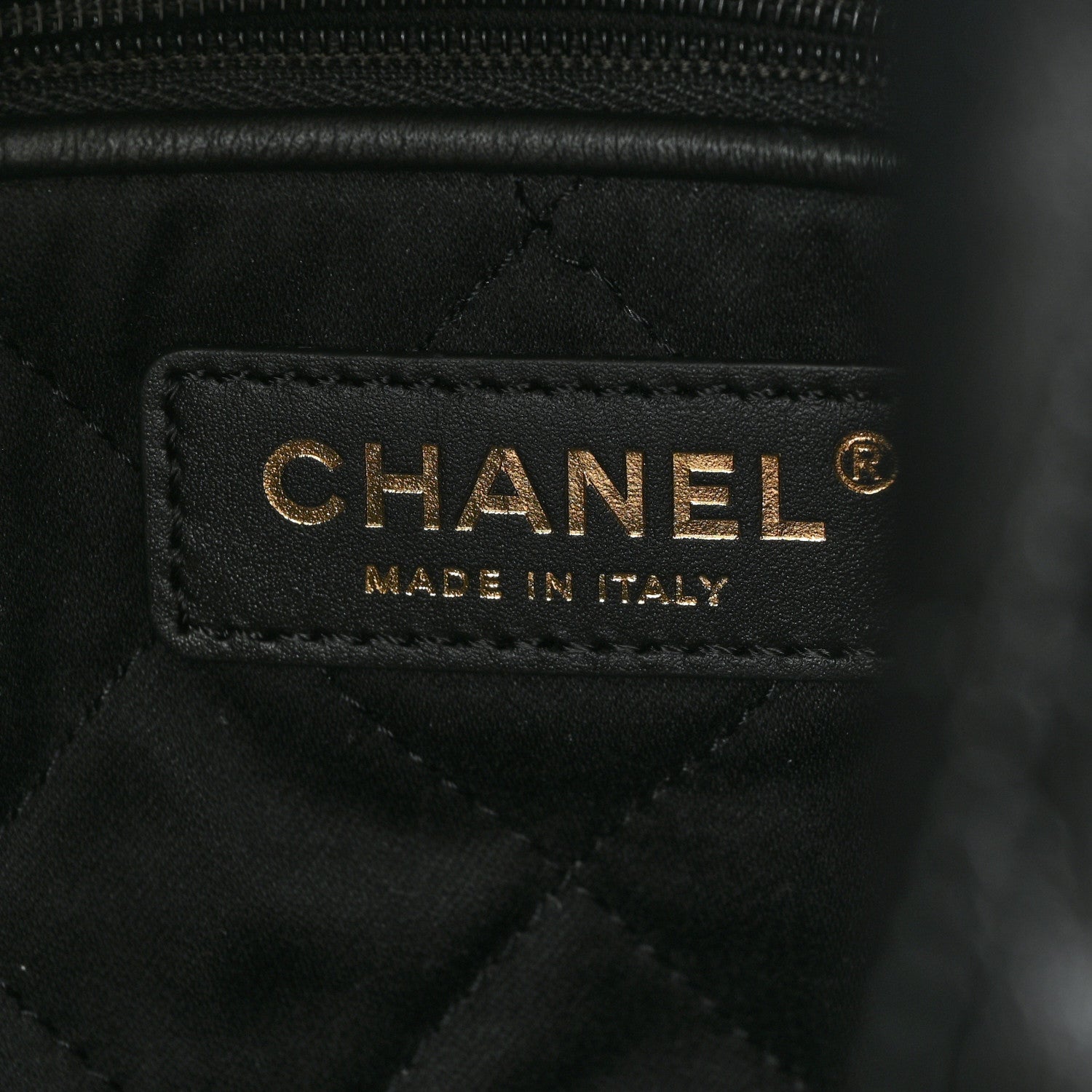 Shiny Calfskin Quilted Small Chanel 22 Black