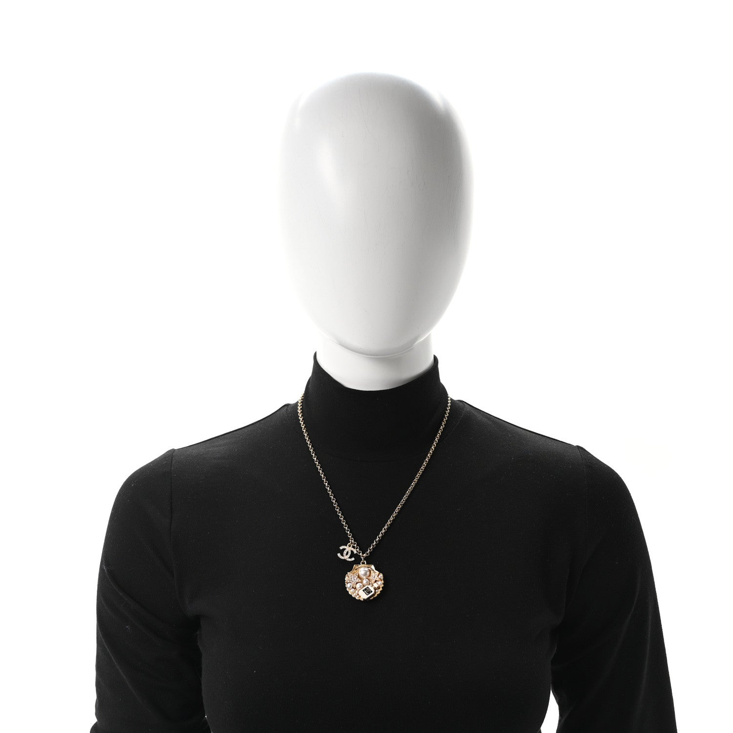Metal Pearl Crystal CC Shell Necklace Gold