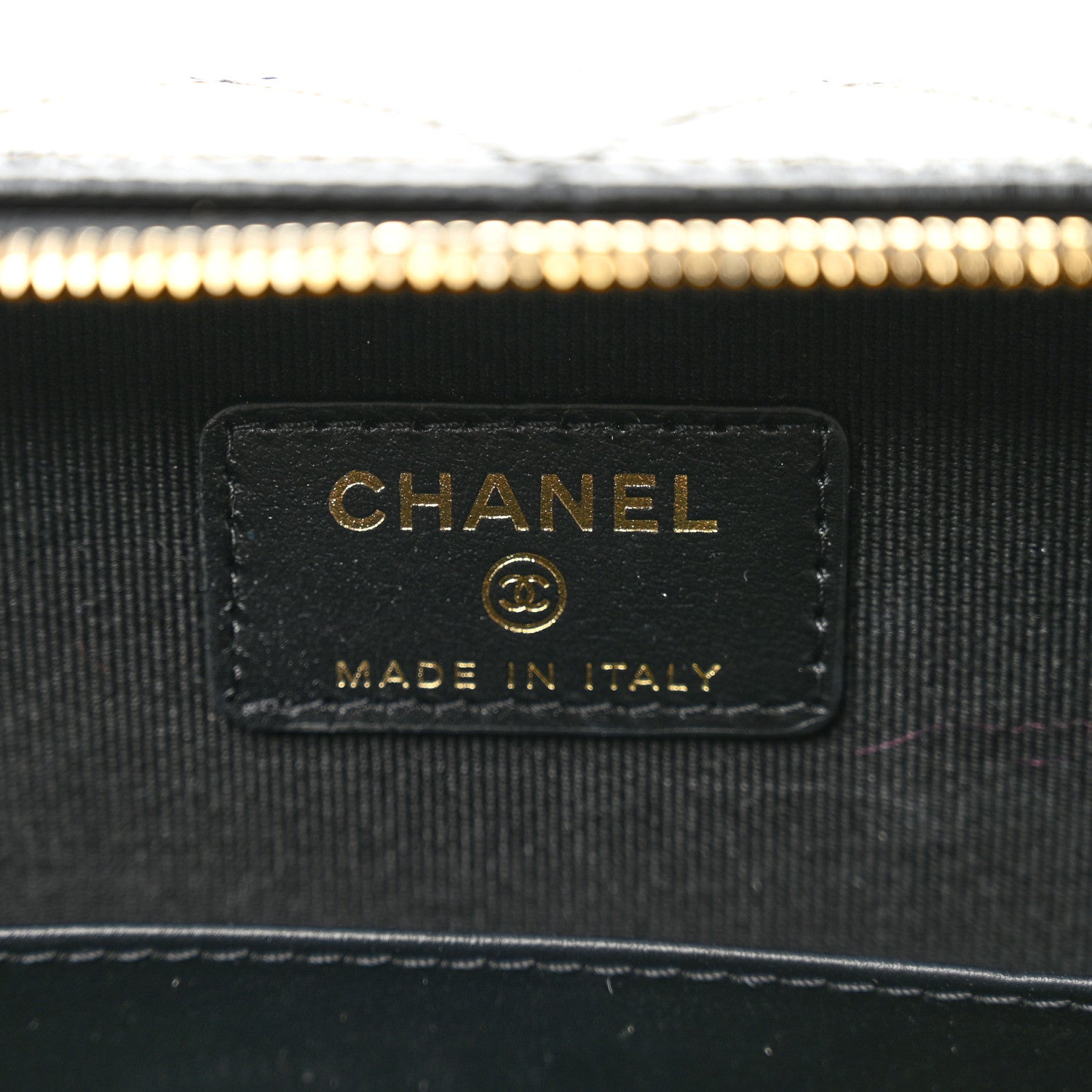 Caviar Quilted Top Handle Vanity With Chain Black