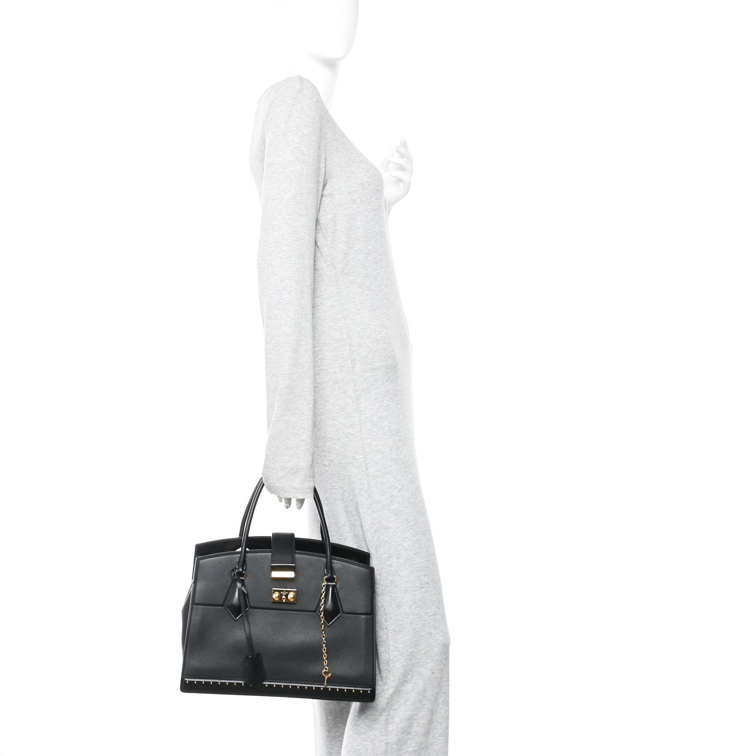 Taurillon Cour Marly MM Black