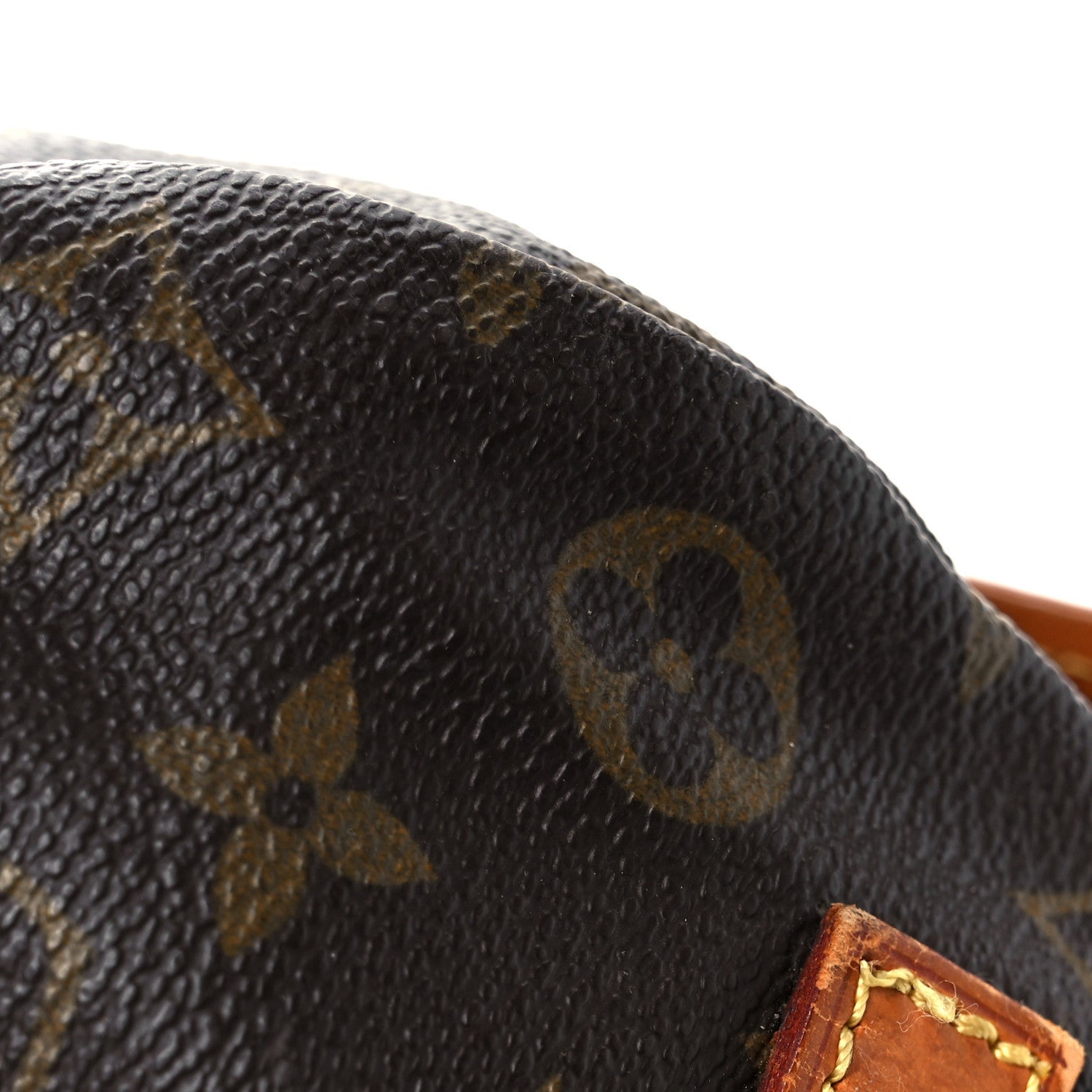 Monogram Saumur 35
