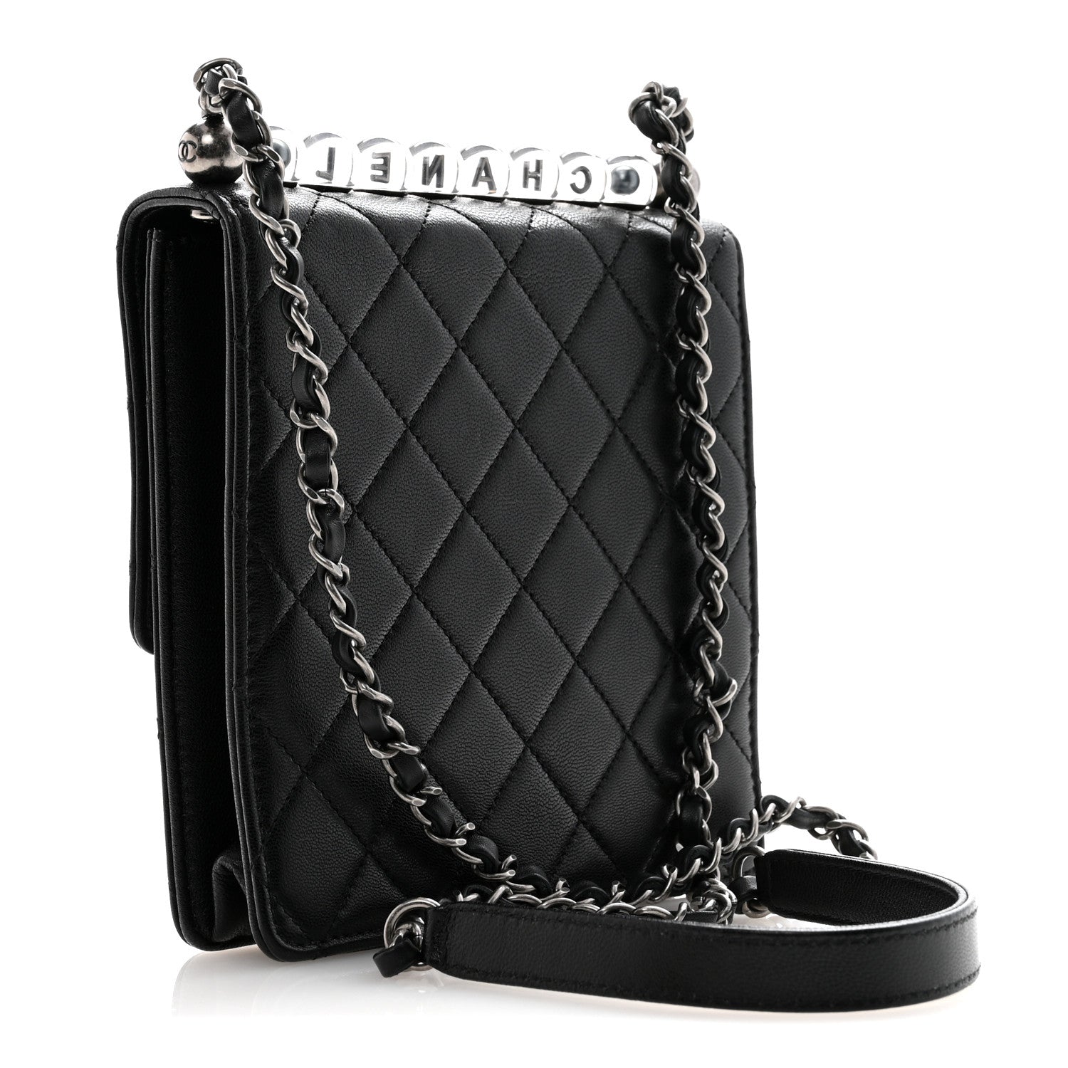 Lambskin Quilted Chic Pearls Flap Black