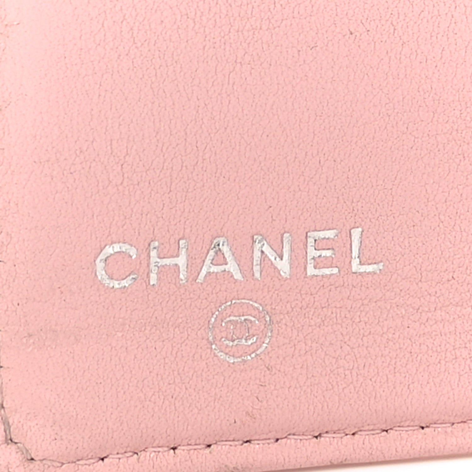 Caviar Timeless CC Yen Wallet Pink
