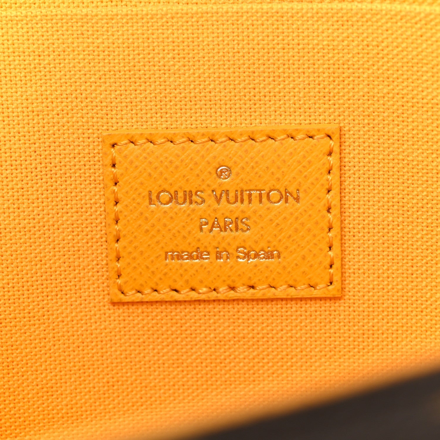 Monogram 2022 Christmas Animation New York Soho Pochette Felicie Chain Wallet Yellow
