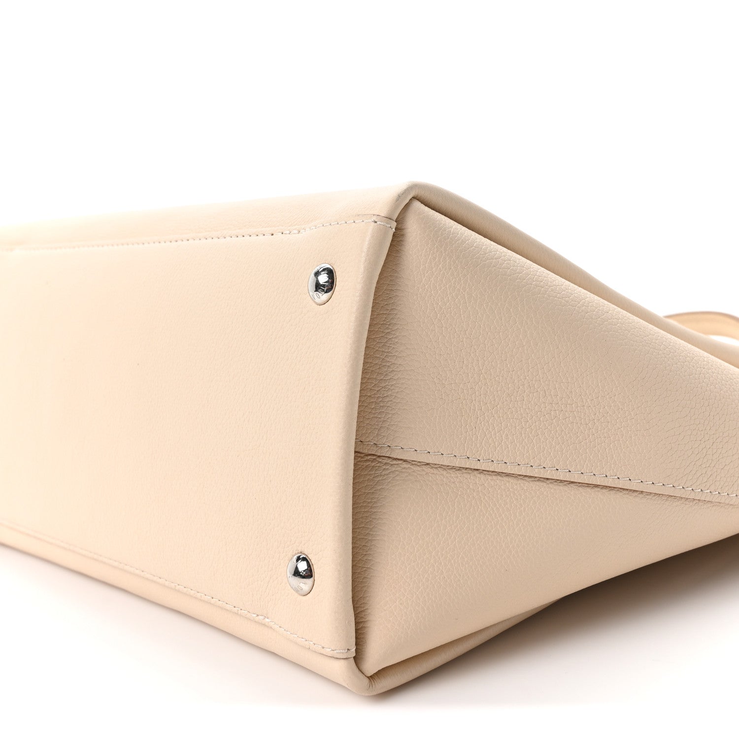 Calfskin Lockmeto Cream Beige
