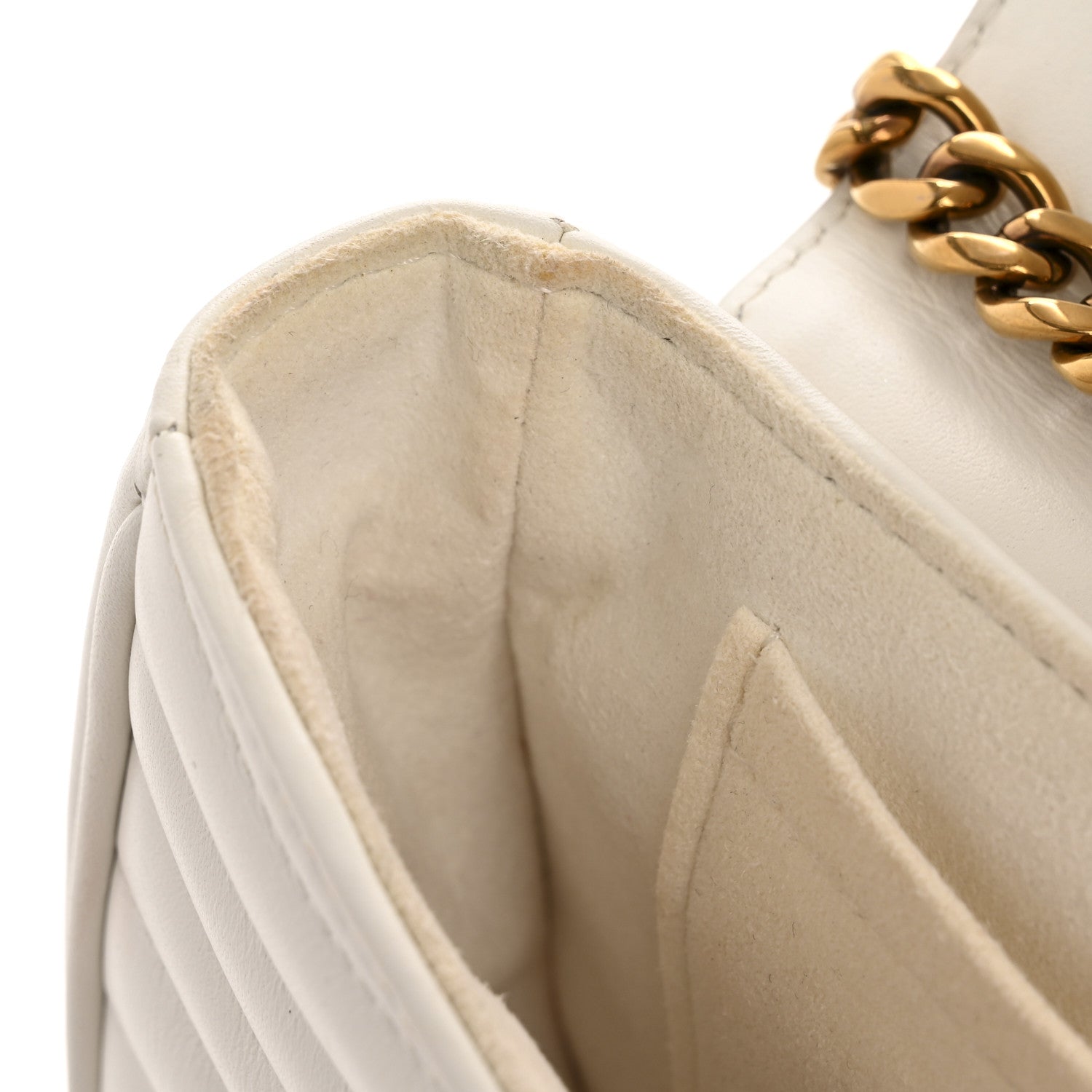 Calfskin New Wave Chain PM White