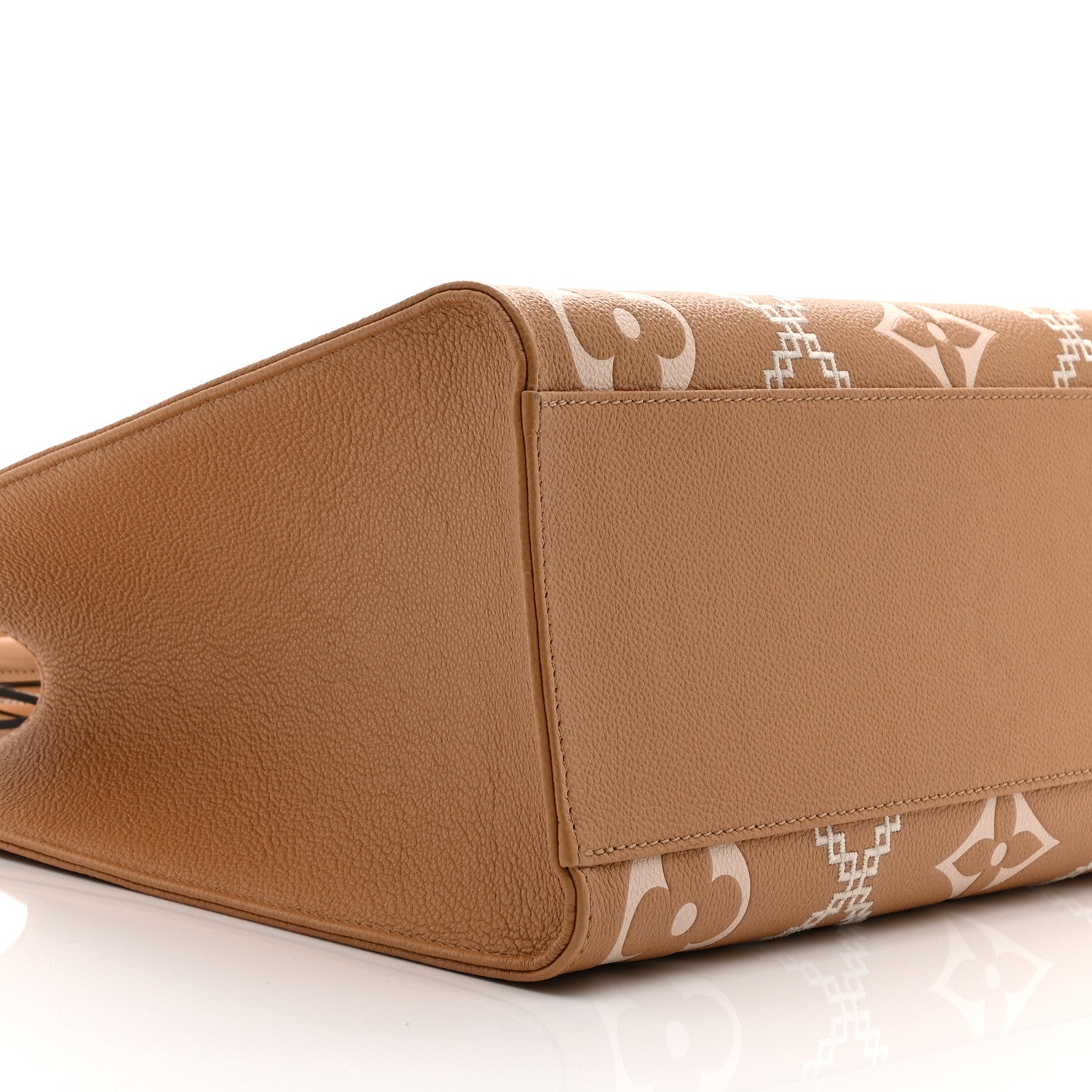 Empreinte Monogram Giant Broderies Onthego MM Arizona