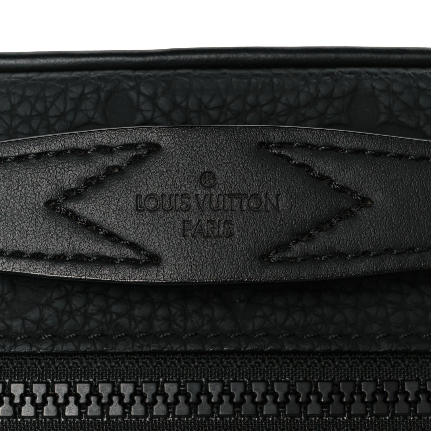 Taurillon Monogram S Lock Messenger Black
