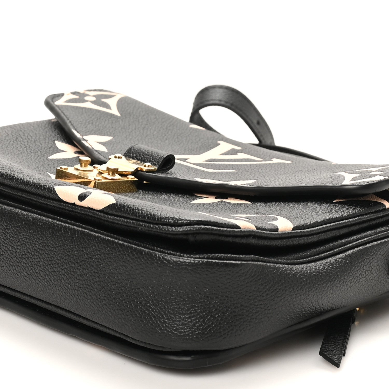 Empreinte Monogram Giant Pochette Metis Black Beige