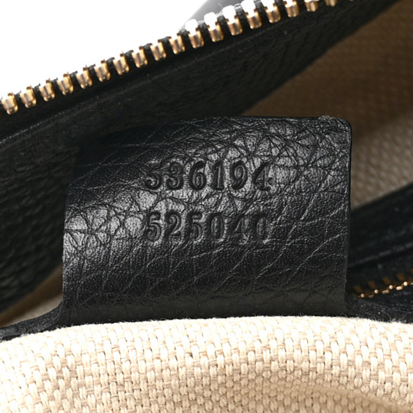 Pebbled Calfskin Large Soho Hobo Black