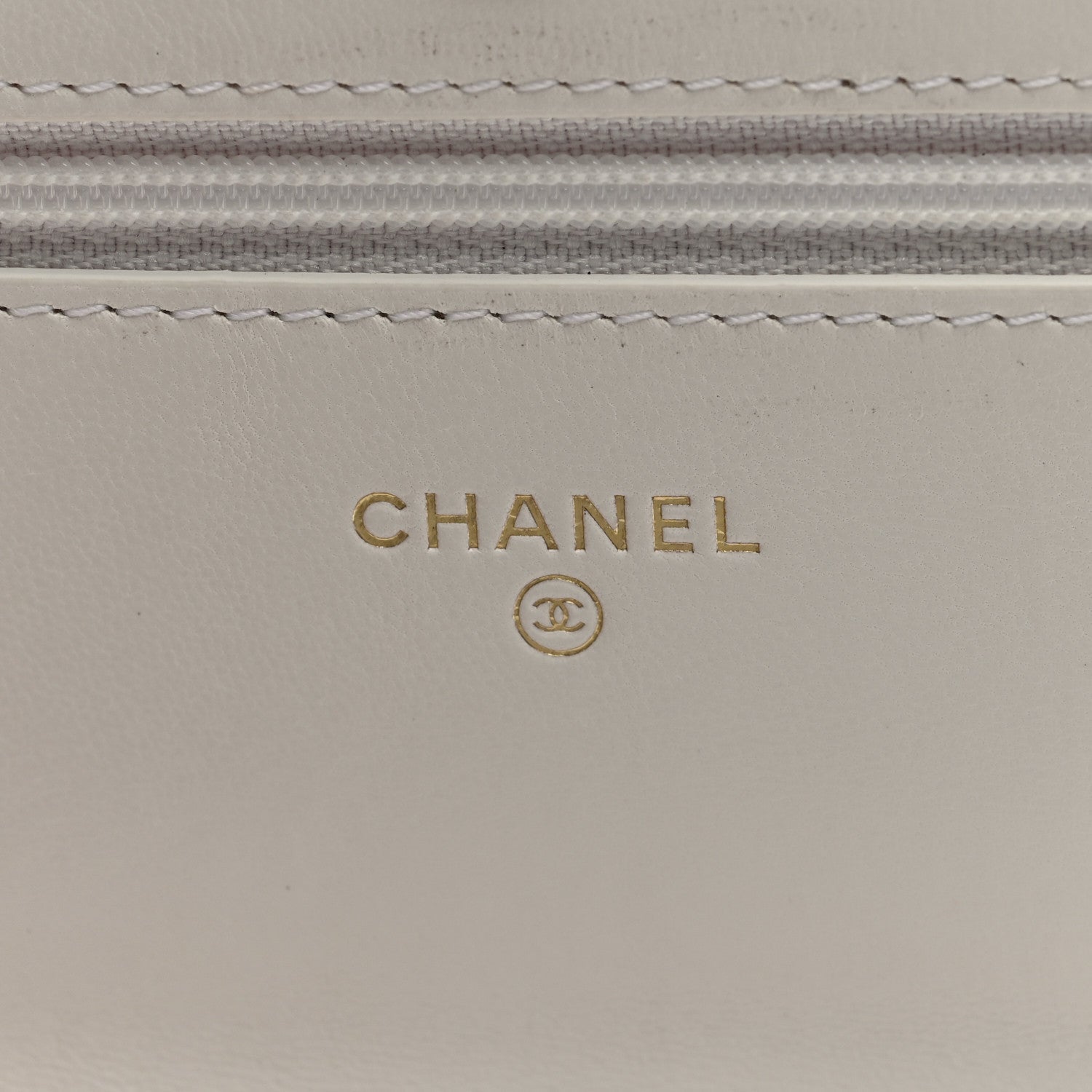 Goatskin Quilted Chanel 19 Wallet On Chain WOC White