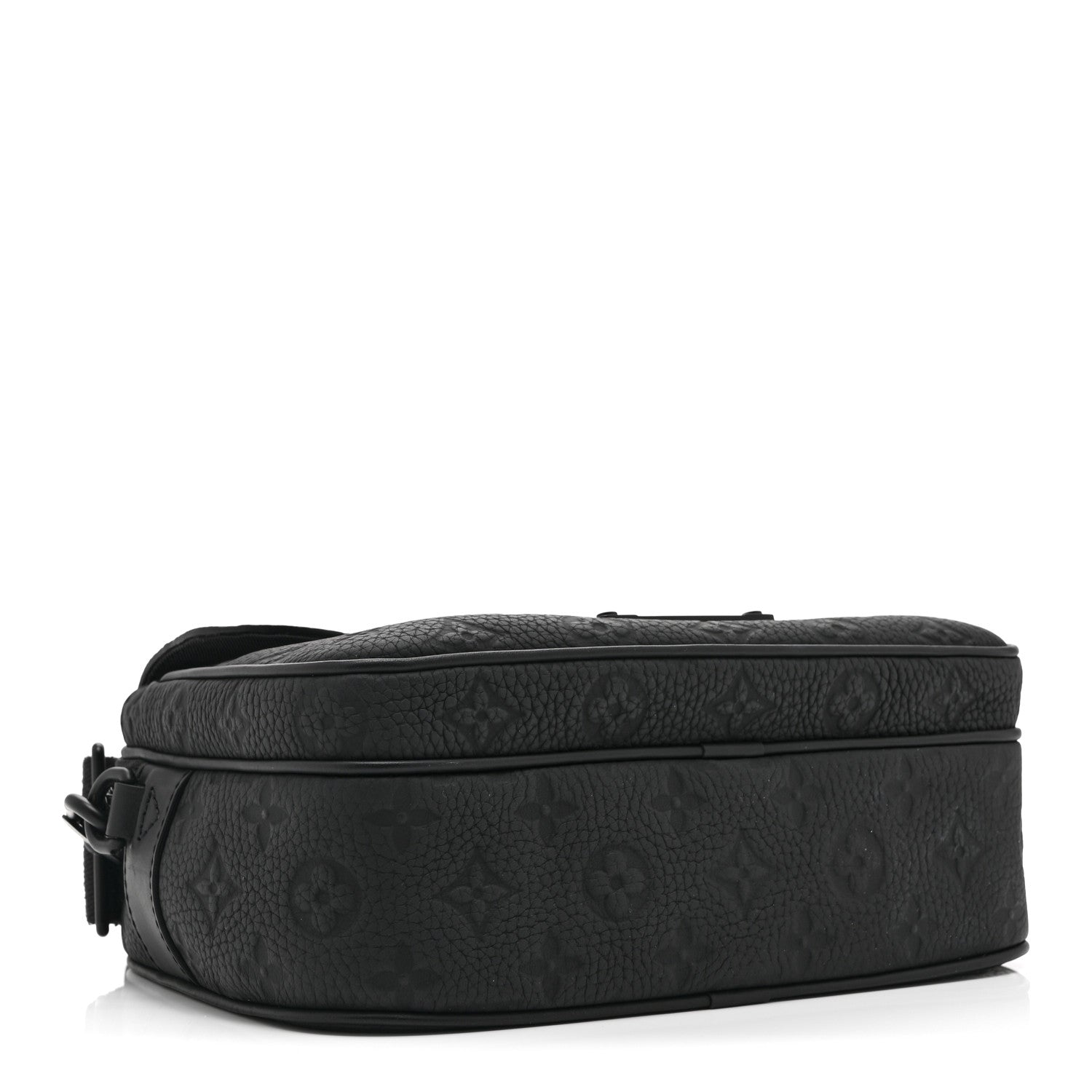 Taurillon Monogram S Lock Messenger Black