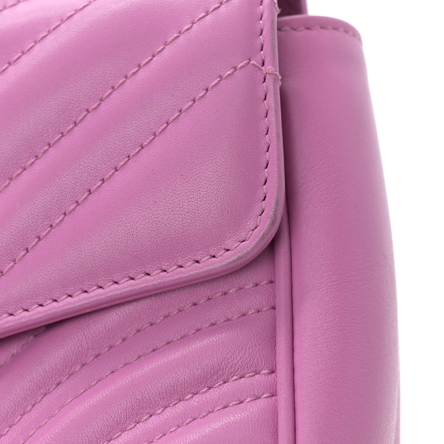 Calfskin Matelasse Small GG Marmont Shoulder Bag Candy Mousse