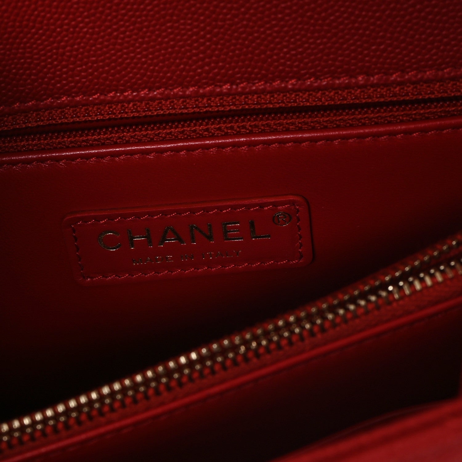 Caviar Quilted Lizard Embossed Small Coco Handle Flap Red