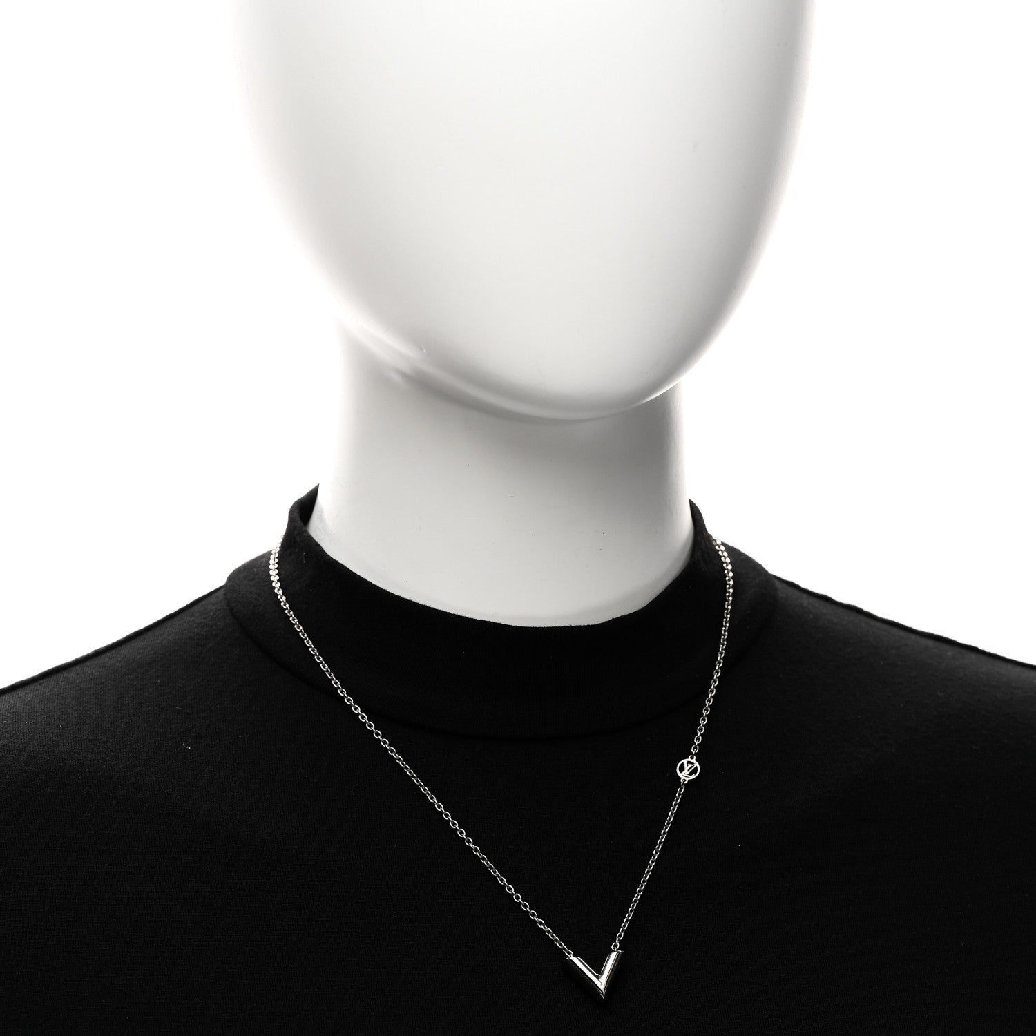 Metal Essential V Supple Necklace Silver