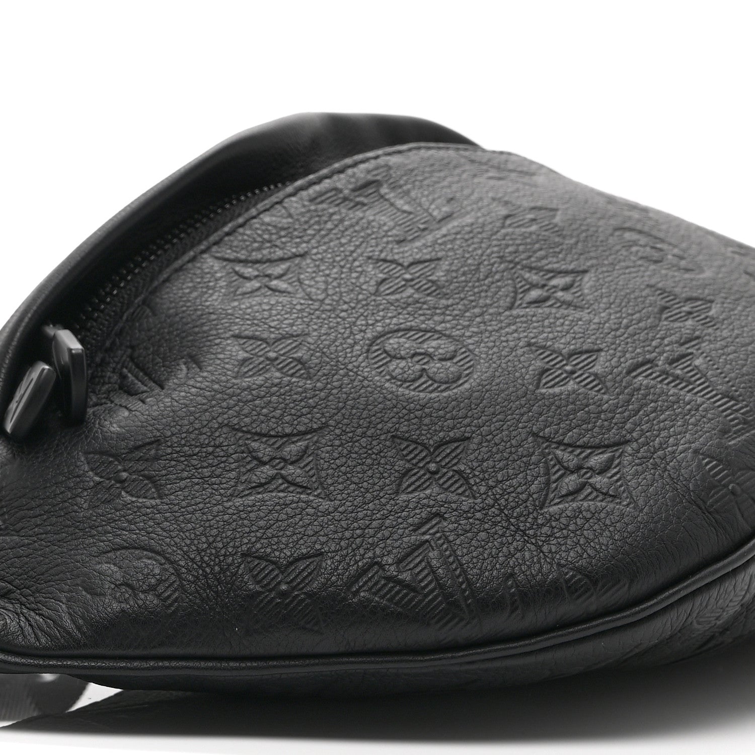 Calfskin Monogram Shadow Discovery Bumbag Black