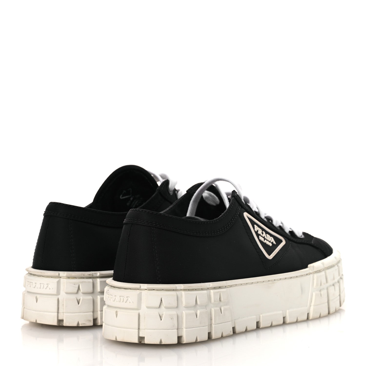 Re-Nylon Gabardine Triangle Logo Double Wheel 50mm Sneakers 41.5 Black