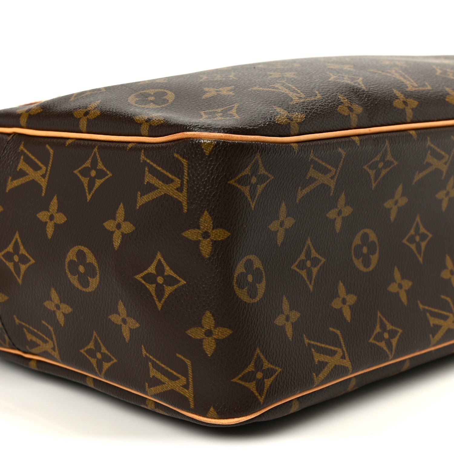 Monogram Cite GM
