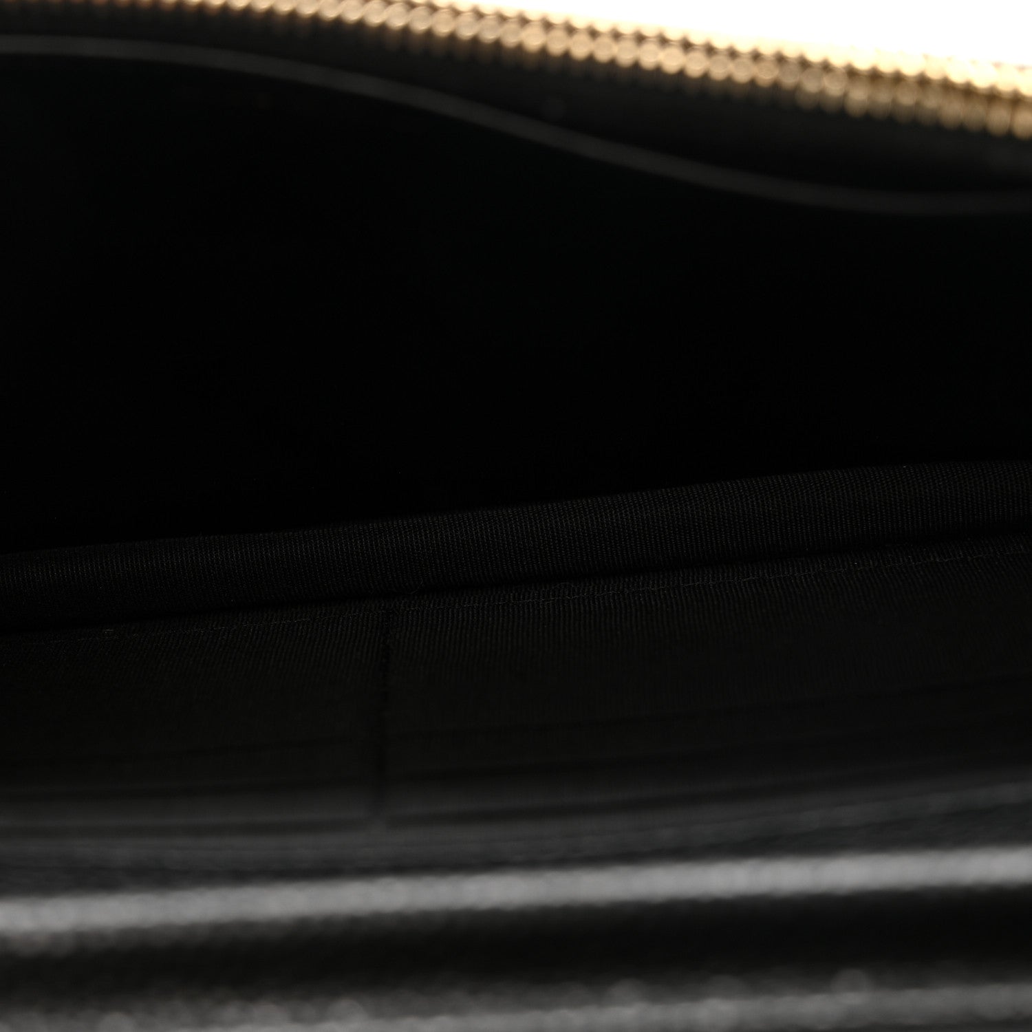 Caviar Quilted Golden Class Wallet On Chain WOC Black