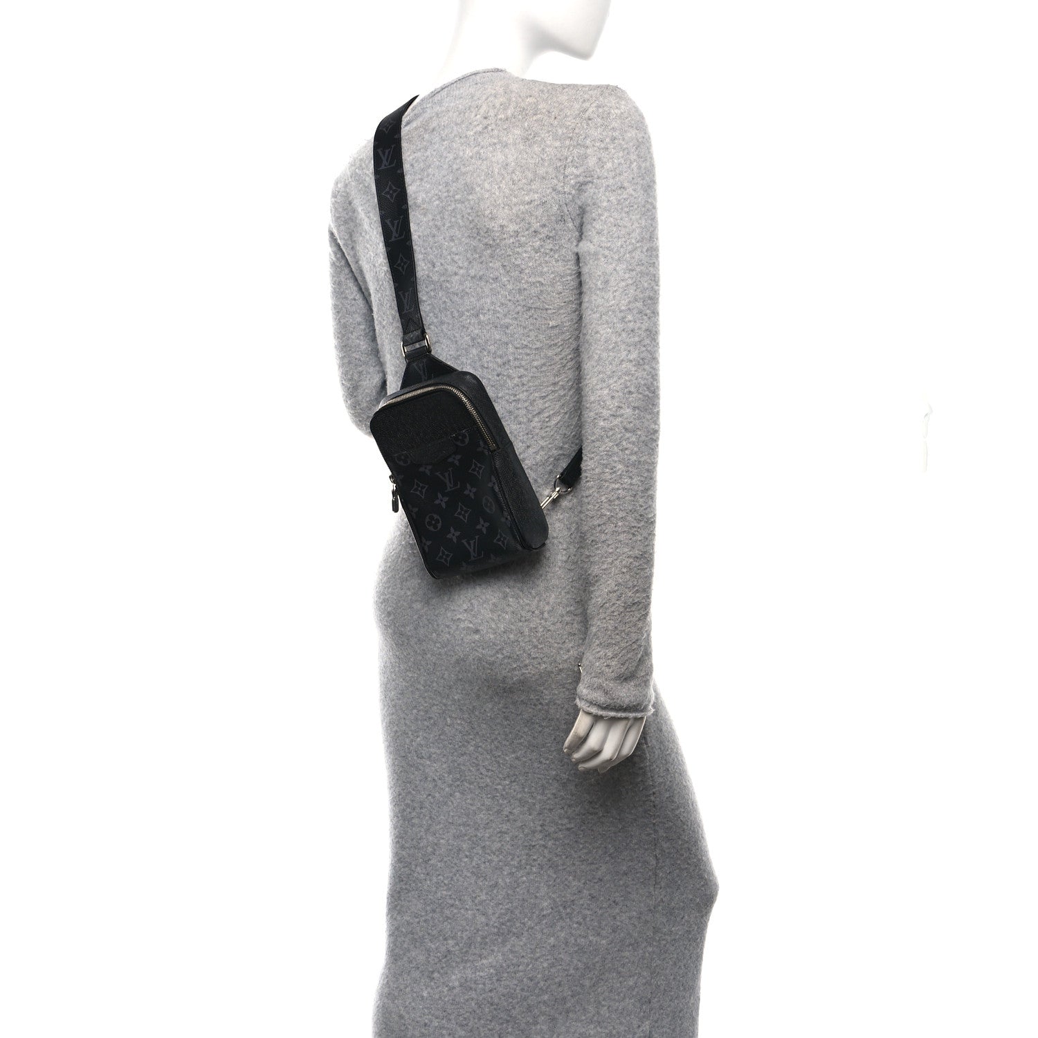 Taigarama Outdoor Slingbag Black