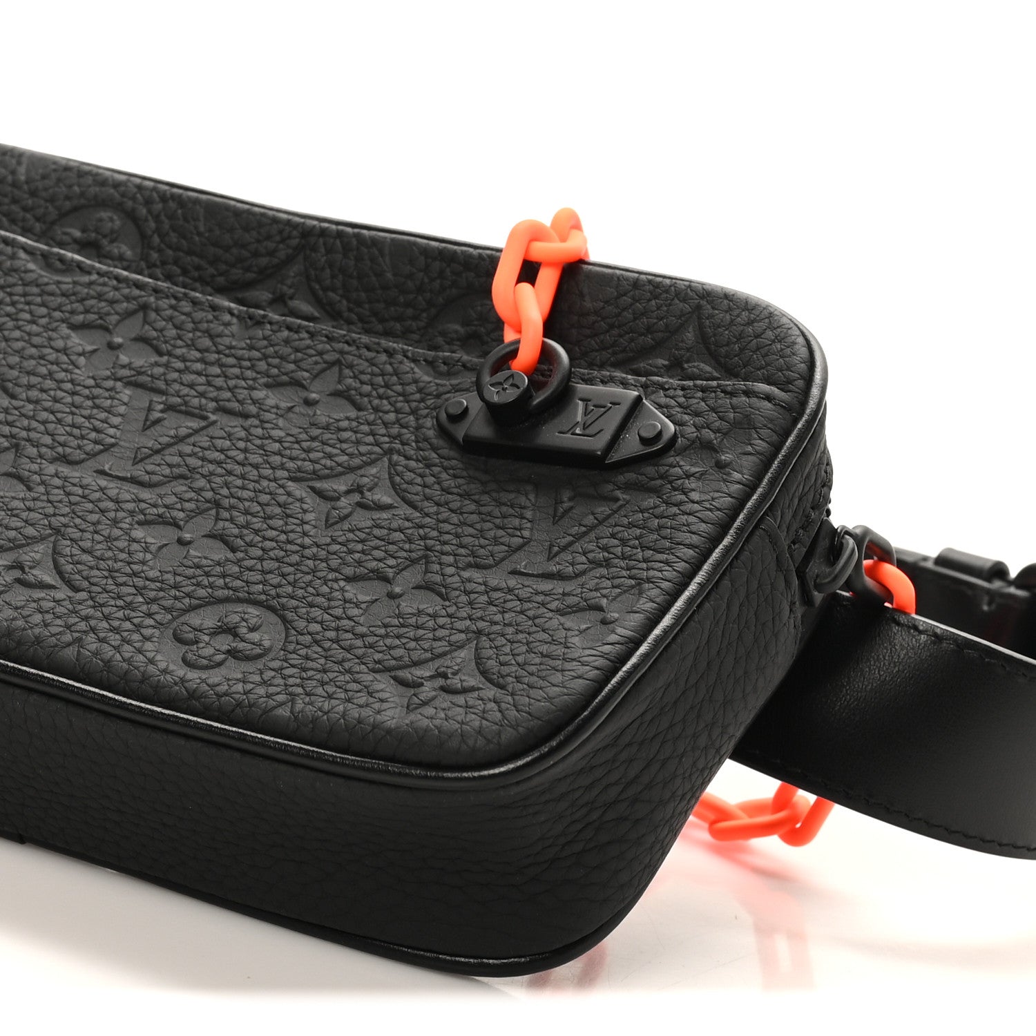 Taurillon Monogram Uniformes Solar Ray Soft Pochette Volga Belt Bag Black