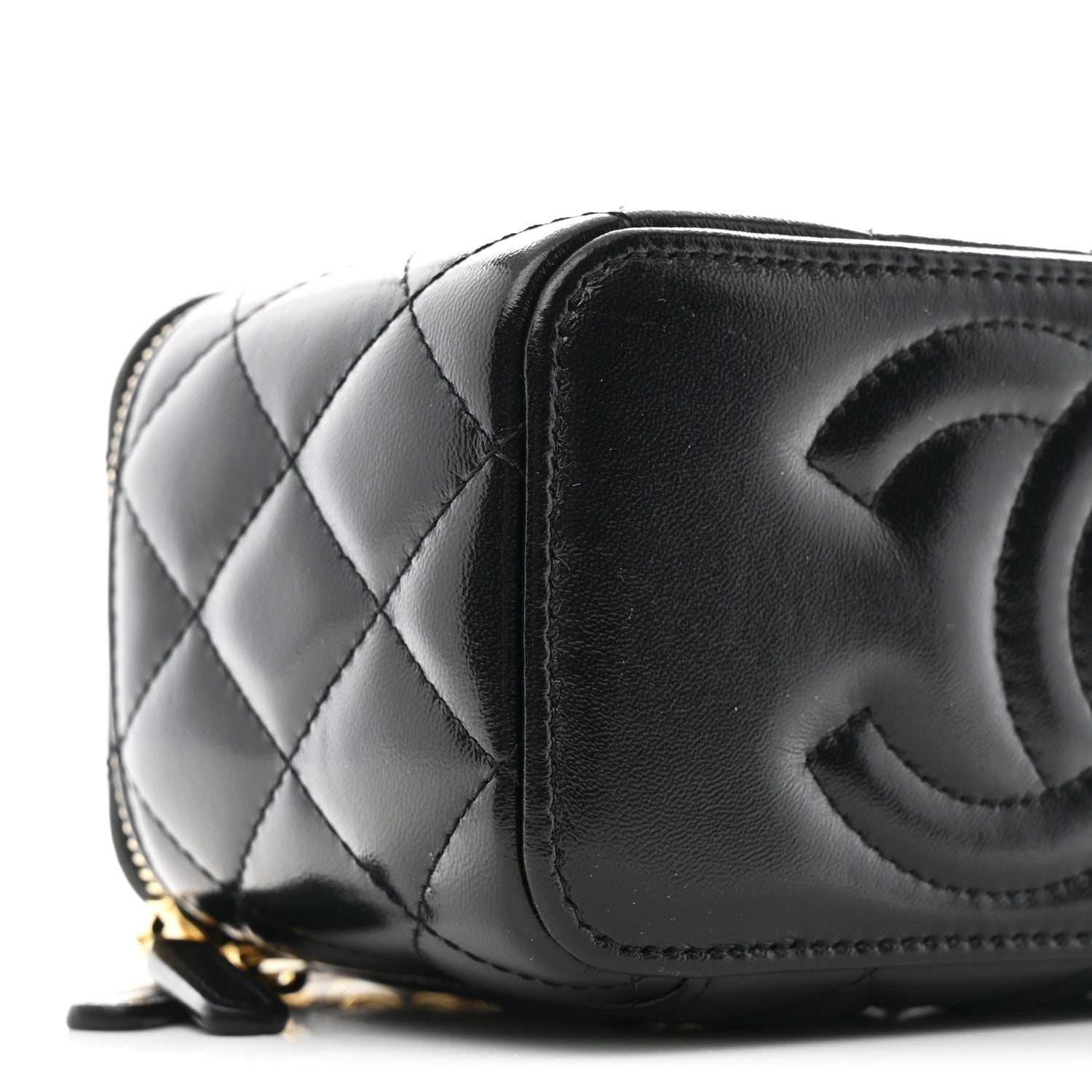 Shiny Lambskin Quilted Small Vanity Case With Chain Black