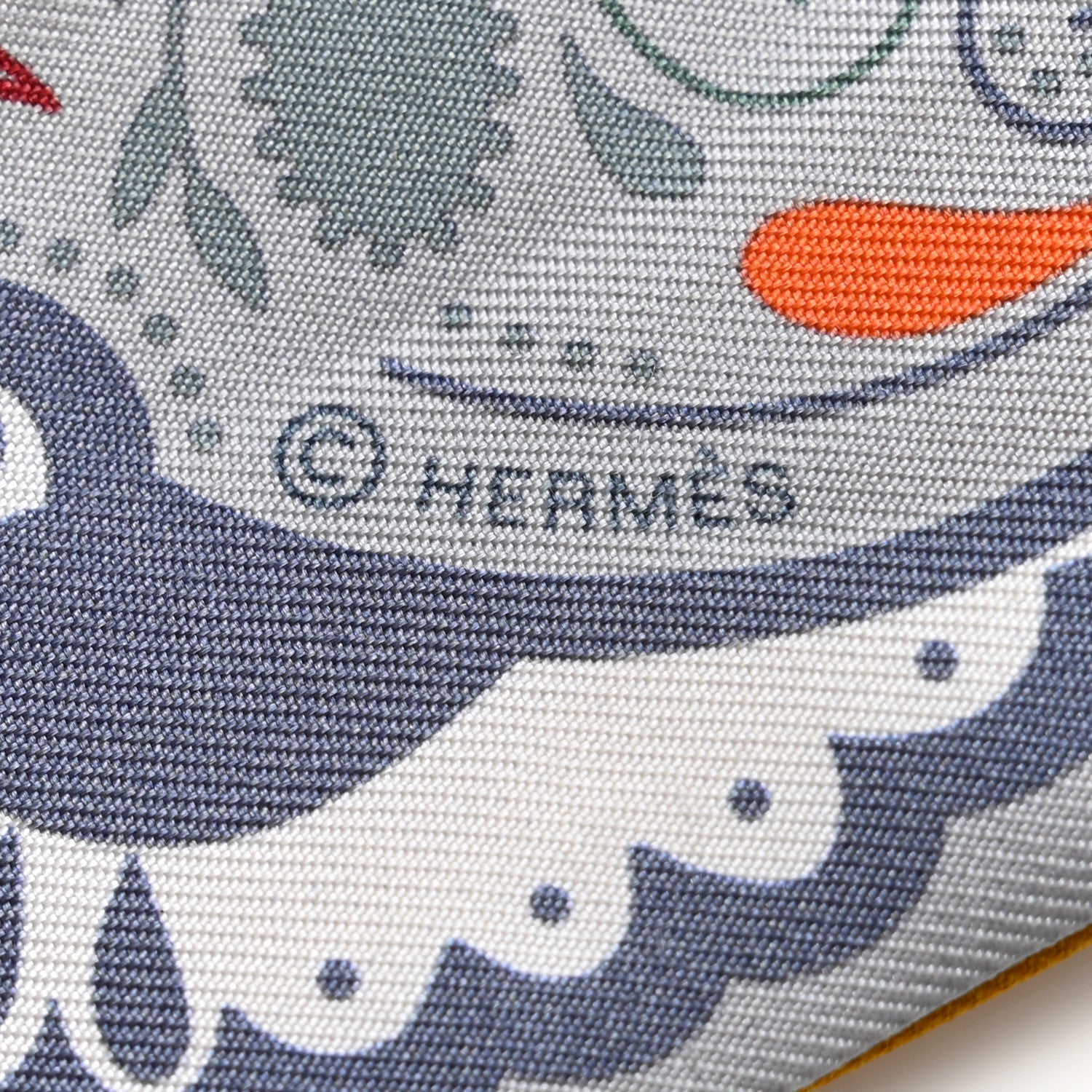 Silk Guepards Bandana Twilly Gris Perle Rouge H
