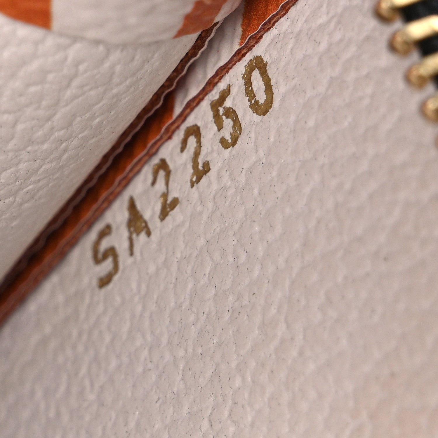 Monogram Giant Crafty Pochette Toiletry 26 Creme Caramel